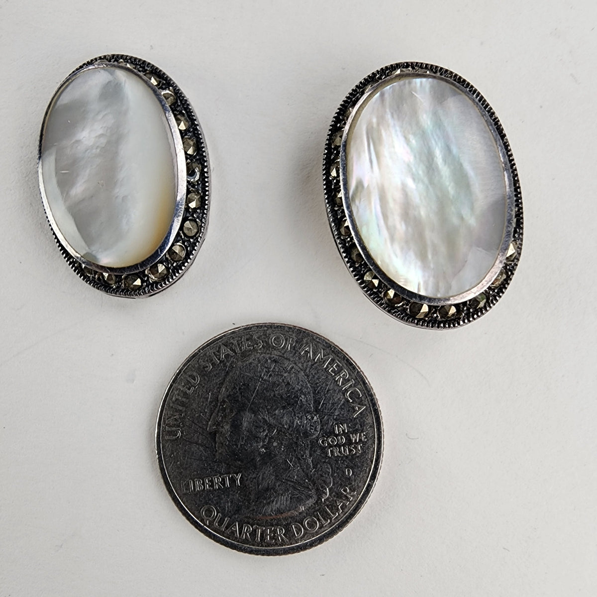 Vintage Mother of Pearl & Marcasite Pendant & Earring Set in Sterling Silver 925