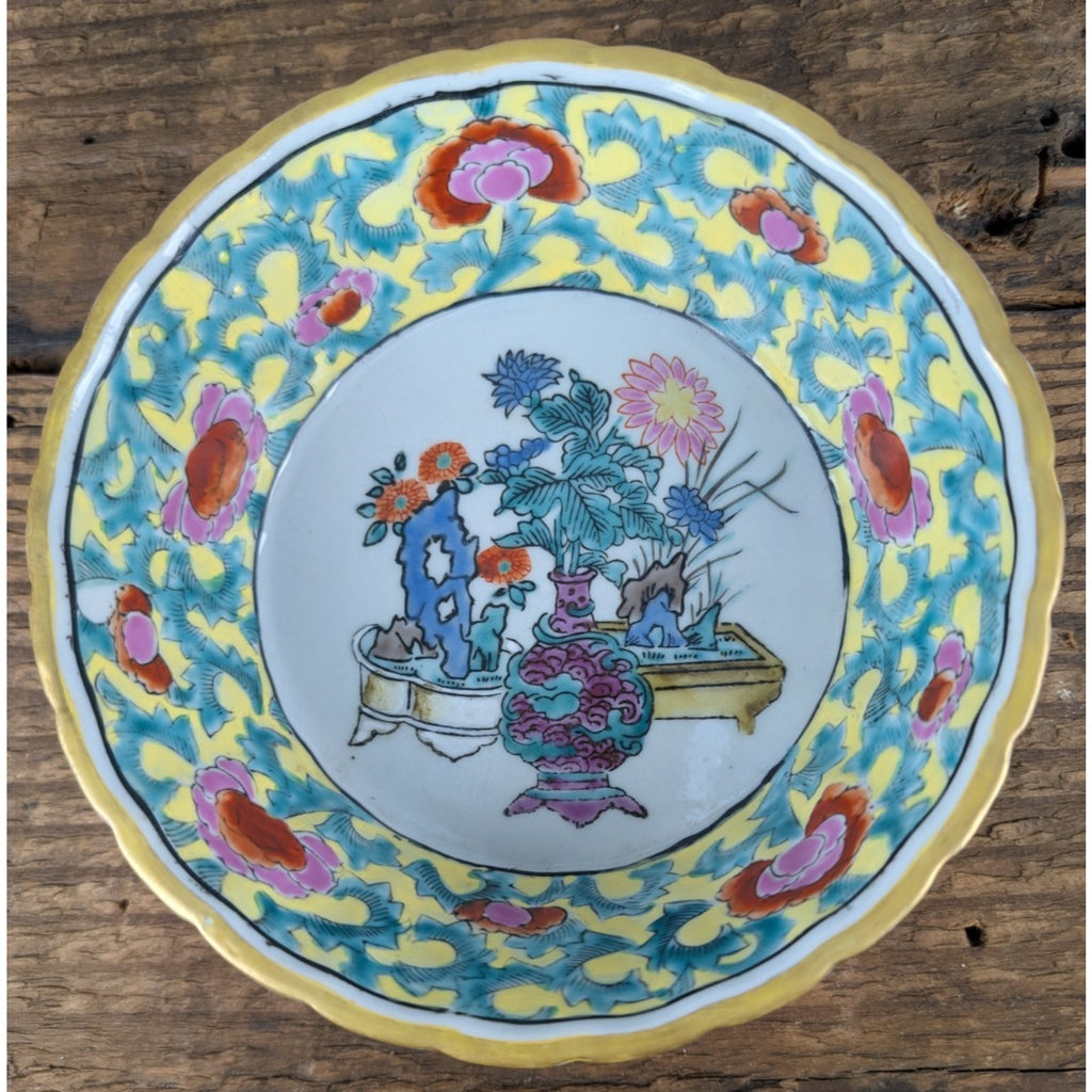 19th C. Qing Chinese Porcelain Famille Rose Pedestal Bowl 5 1/2"