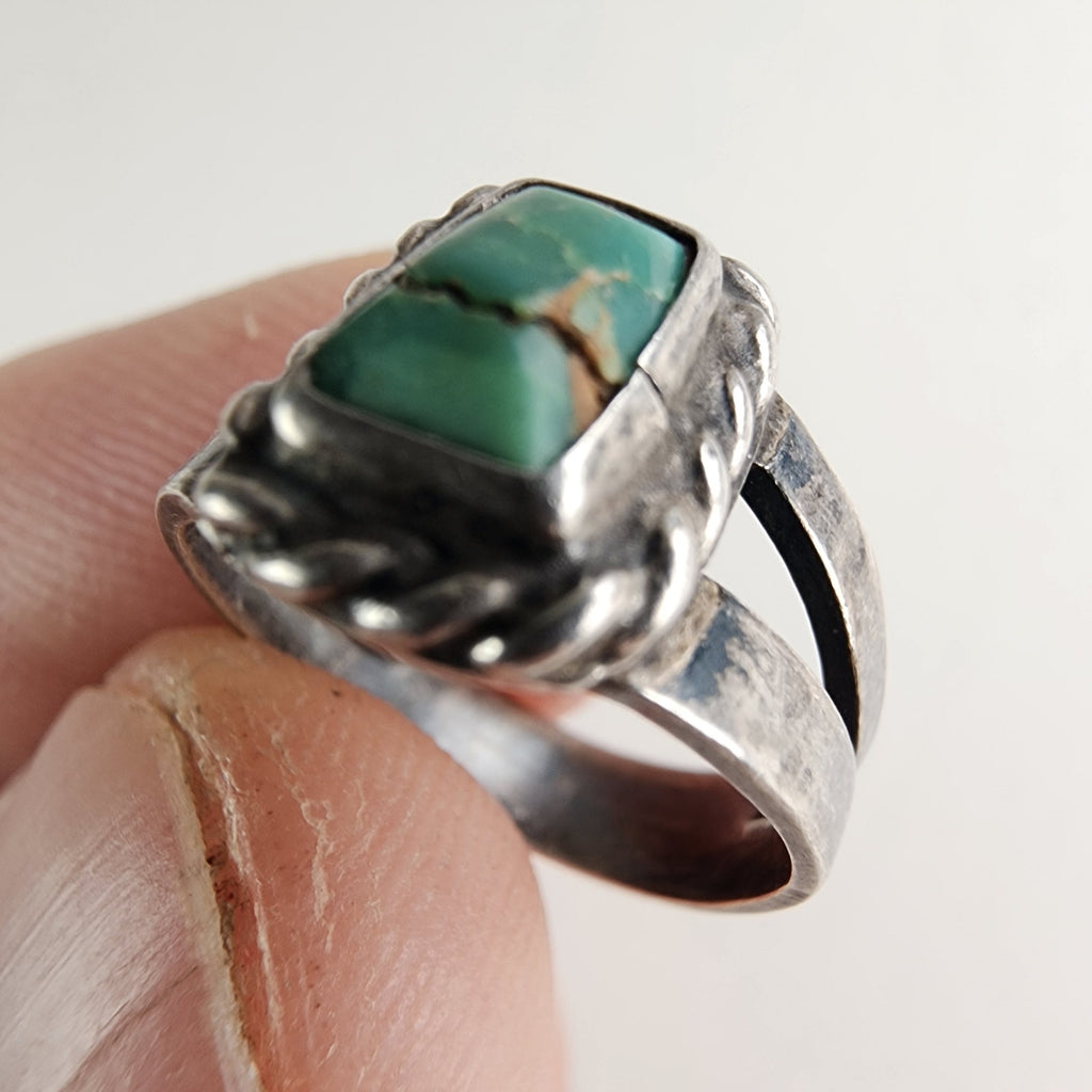 Old Pawn Green Turquoise Ring Size 3 in Sterling Silver 925