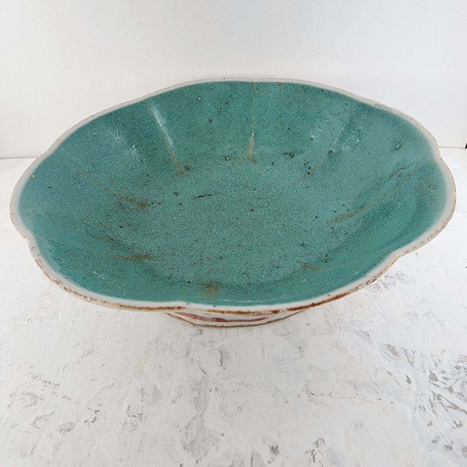 19th C Chinese Famille Rose Scalloped Turquoise 8" Porcelain Bowl Qing Dynasty