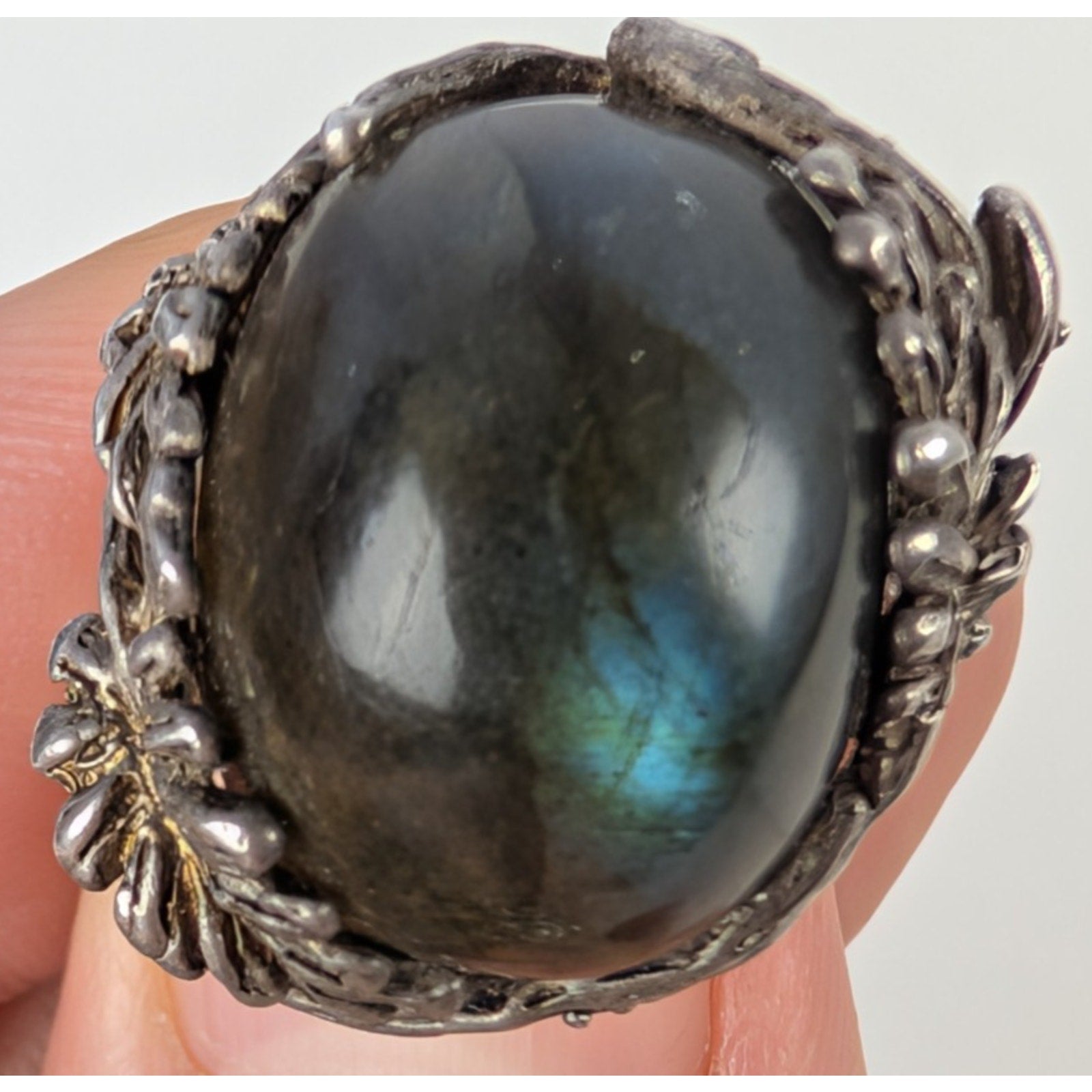 Brutalist Labradorite Sterling Silver Floral Setting Ring Size 5 1/4