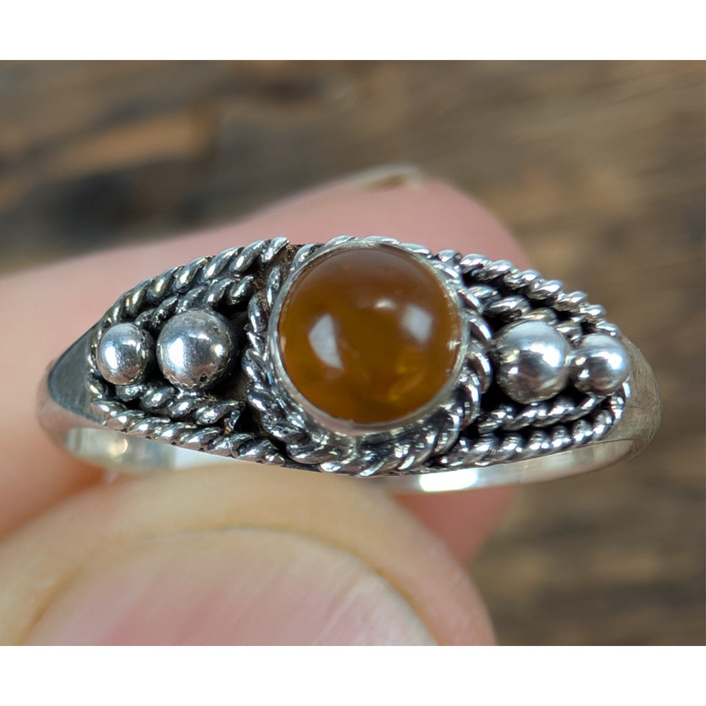 Vintage Nepal GARNET Sterling Silver 925 Ring Size 5 1/4