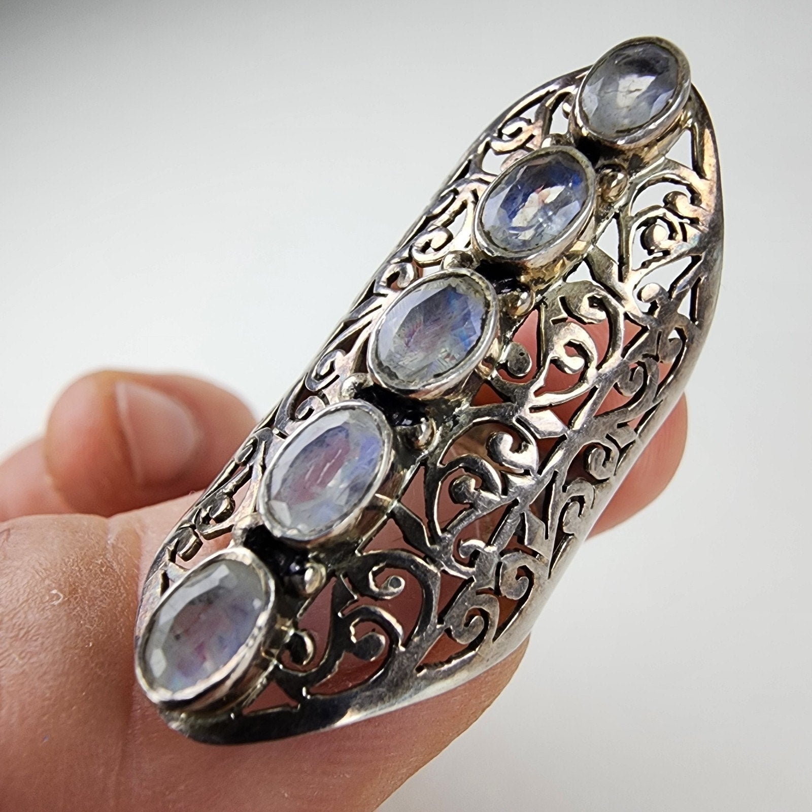 Rainbow Moonstone Filigree Shield Ring Size 7 1/2 Sterling Silver 925 Vintage