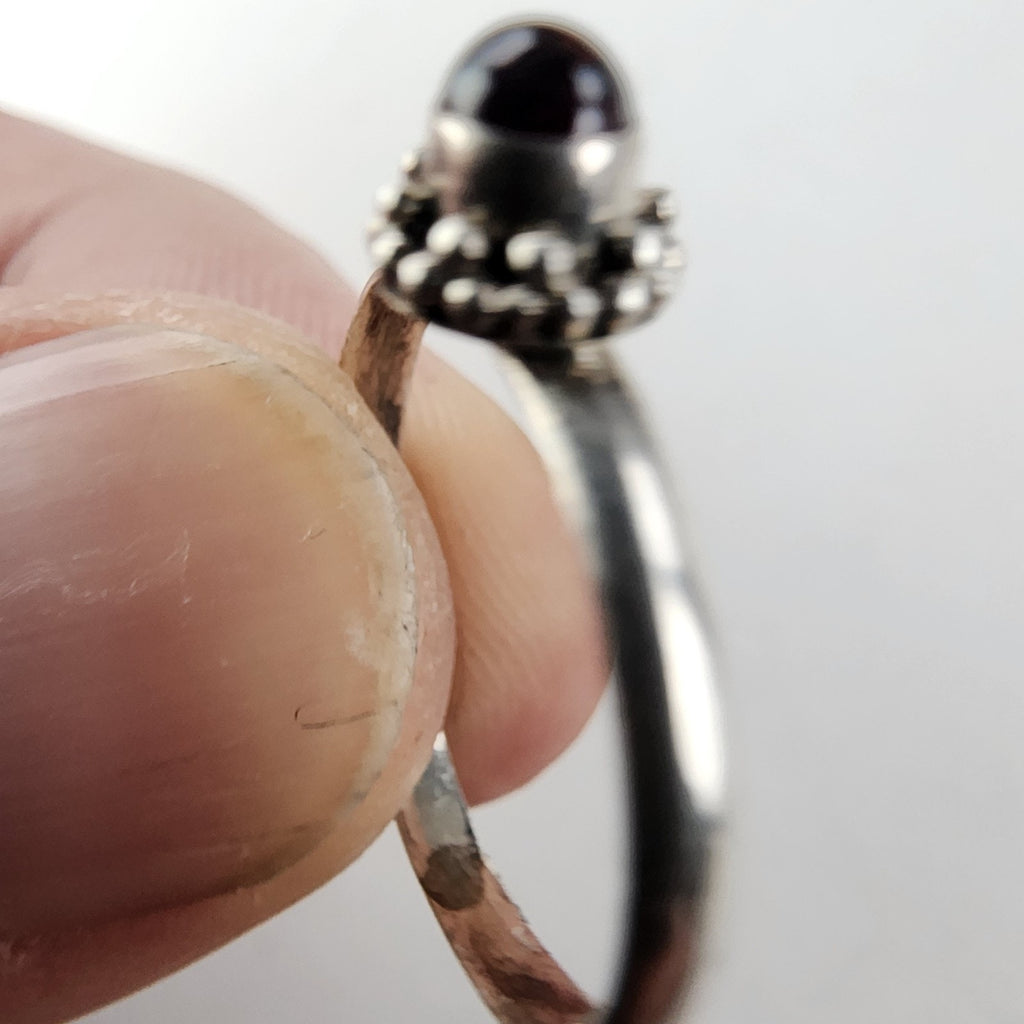 Beaded Garnet Cabochon Ring Size 7 1/2 Sterling Silver 925 Vintage