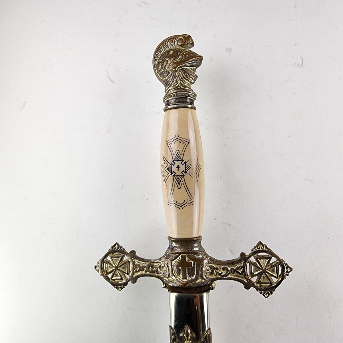 37" Freemason Vintage Sword & Sheath Engraved Henderson Ames Co.