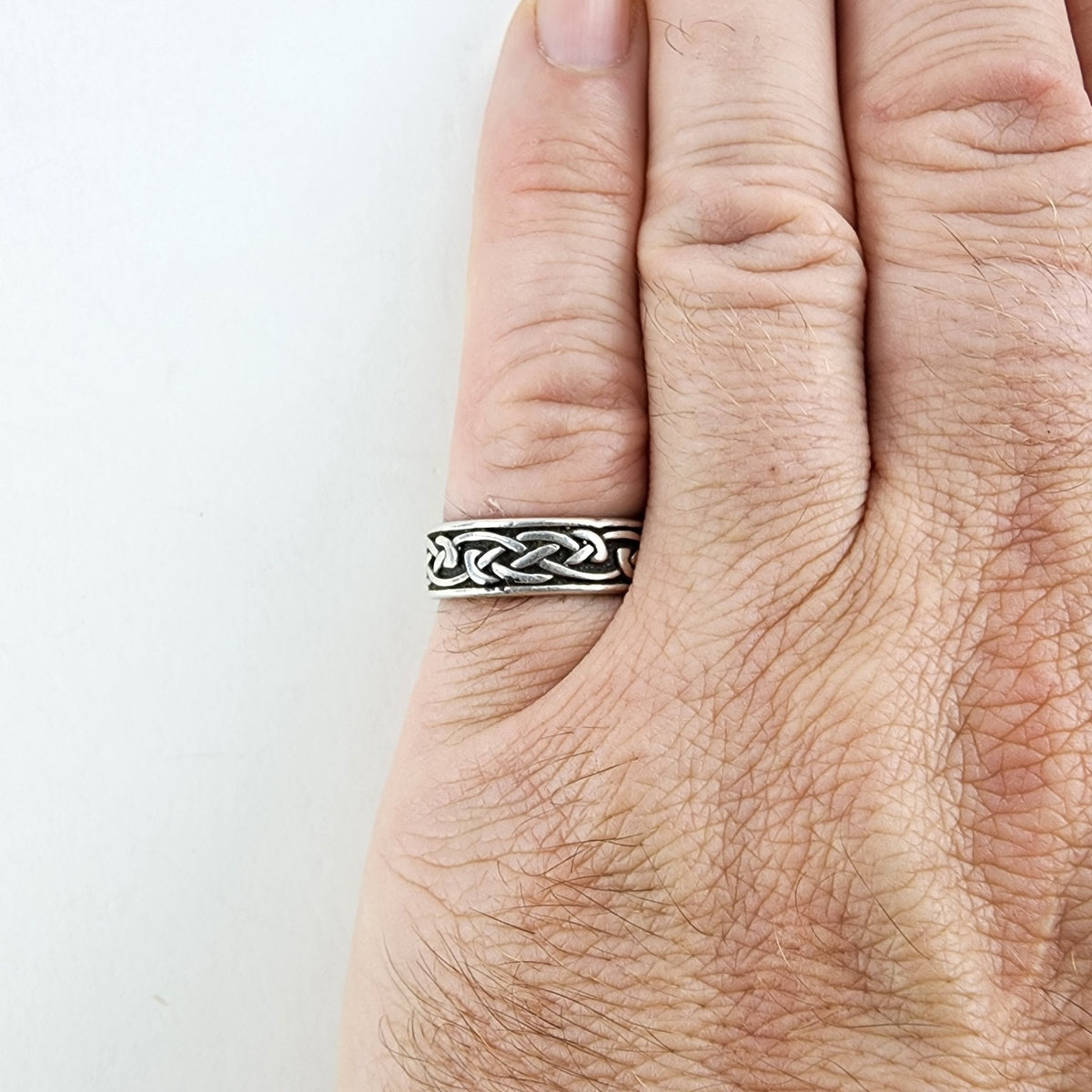 Celtic Knot Band Ring Size 8 1/2 Sterling Silver 925 Wheeler Manufacturing Co