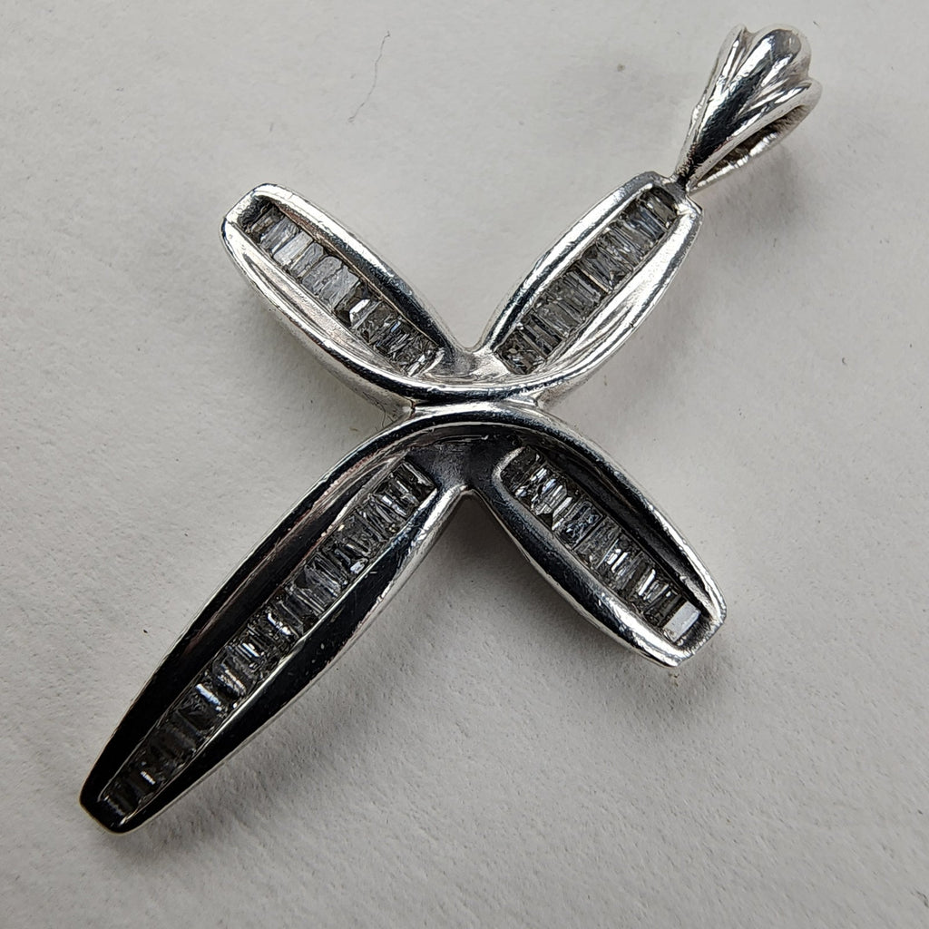 1/3ct Natural Baguette Cut Diamond Cross in Sterling Silver 925 Pendant