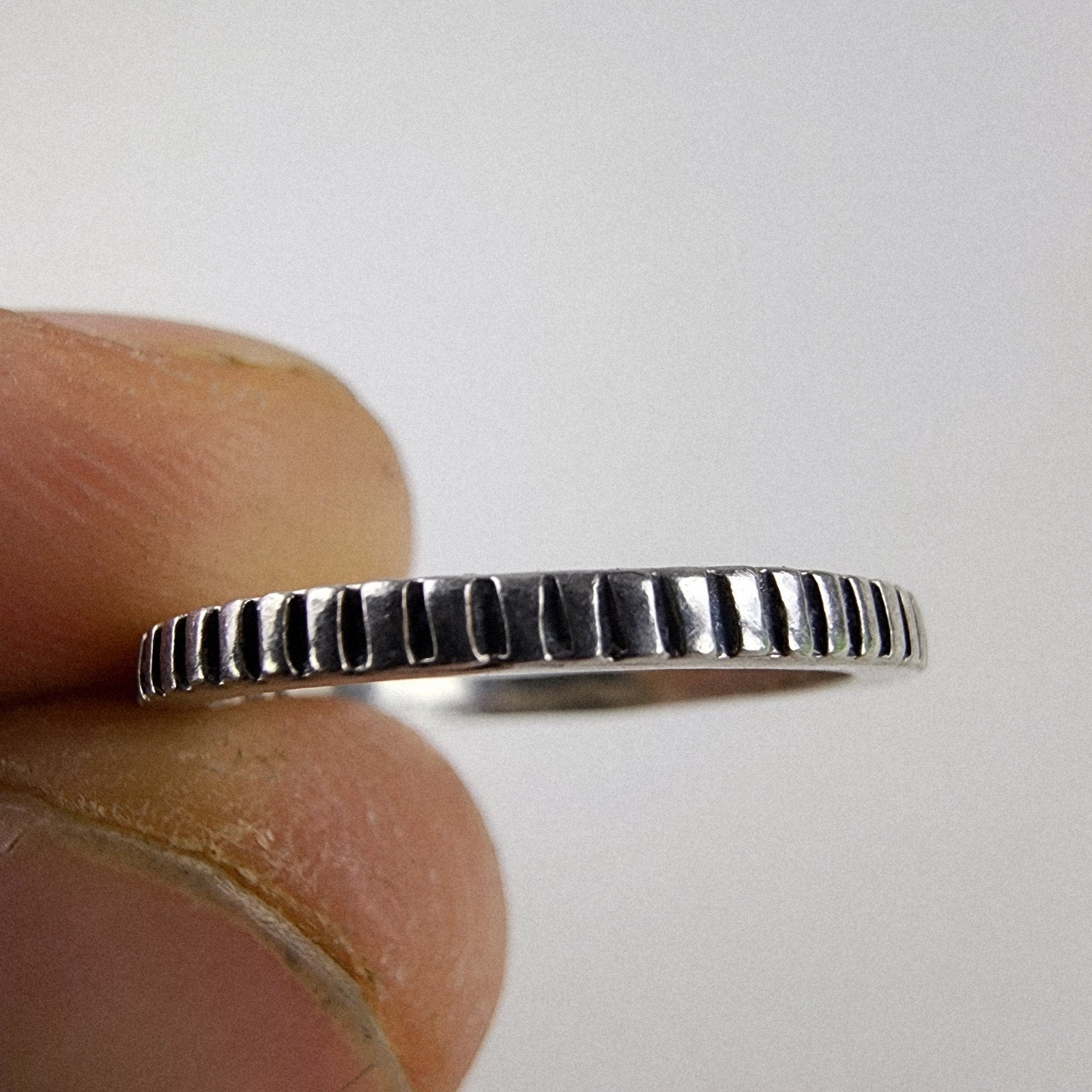 Notched Band Textured Ring Size 6 Sterling Silver 925 Vintage