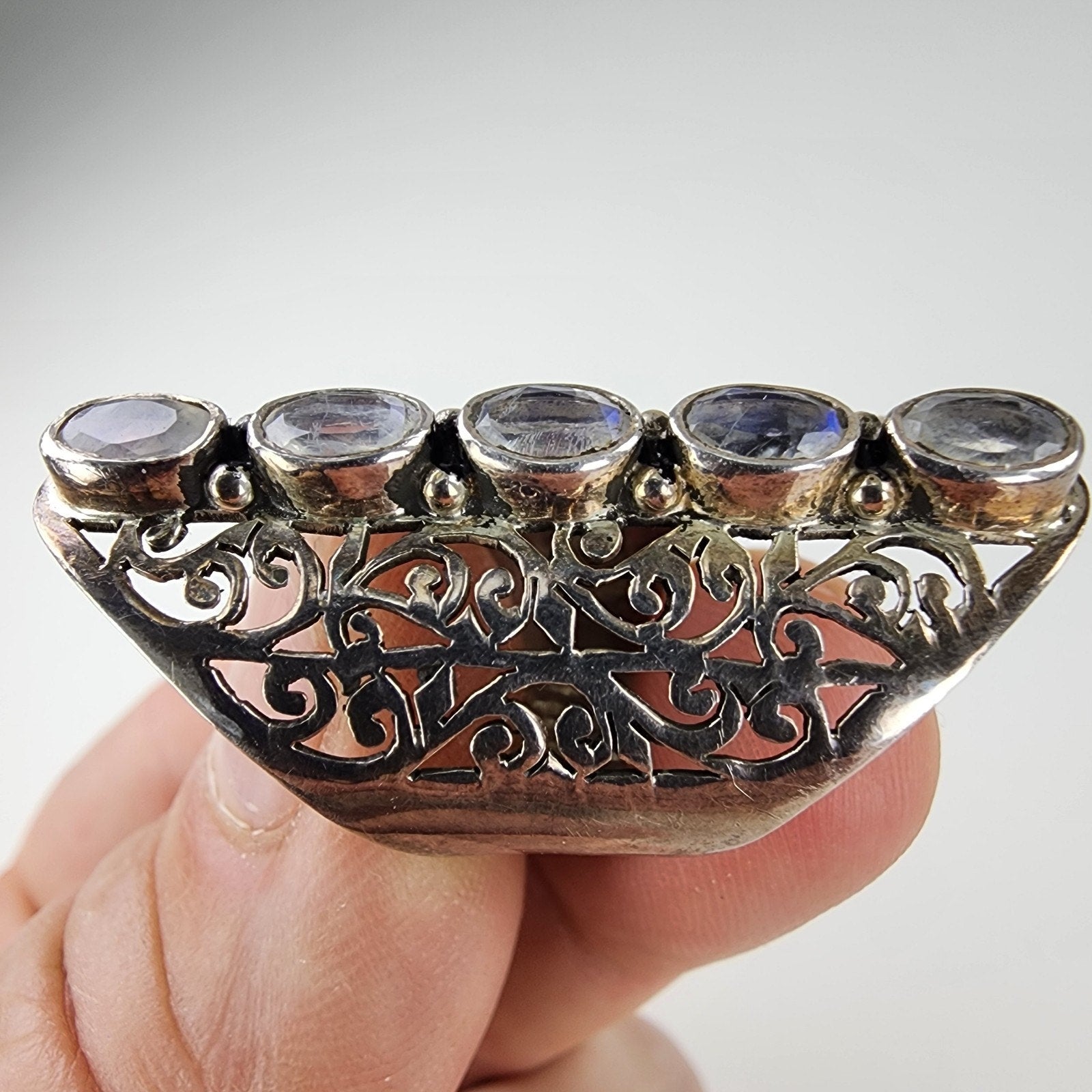 Rainbow Moonstone Filigree Shield Ring Size 7 1/2 Sterling Silver 925 Vintage