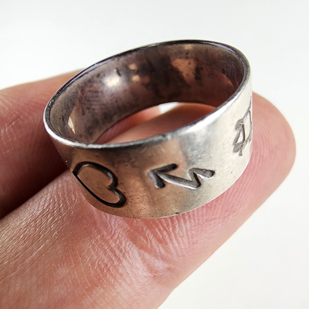 Native Symbol Stamped Ring Size 7 3/4 Sterling Silver 925 Vintage Signed NG