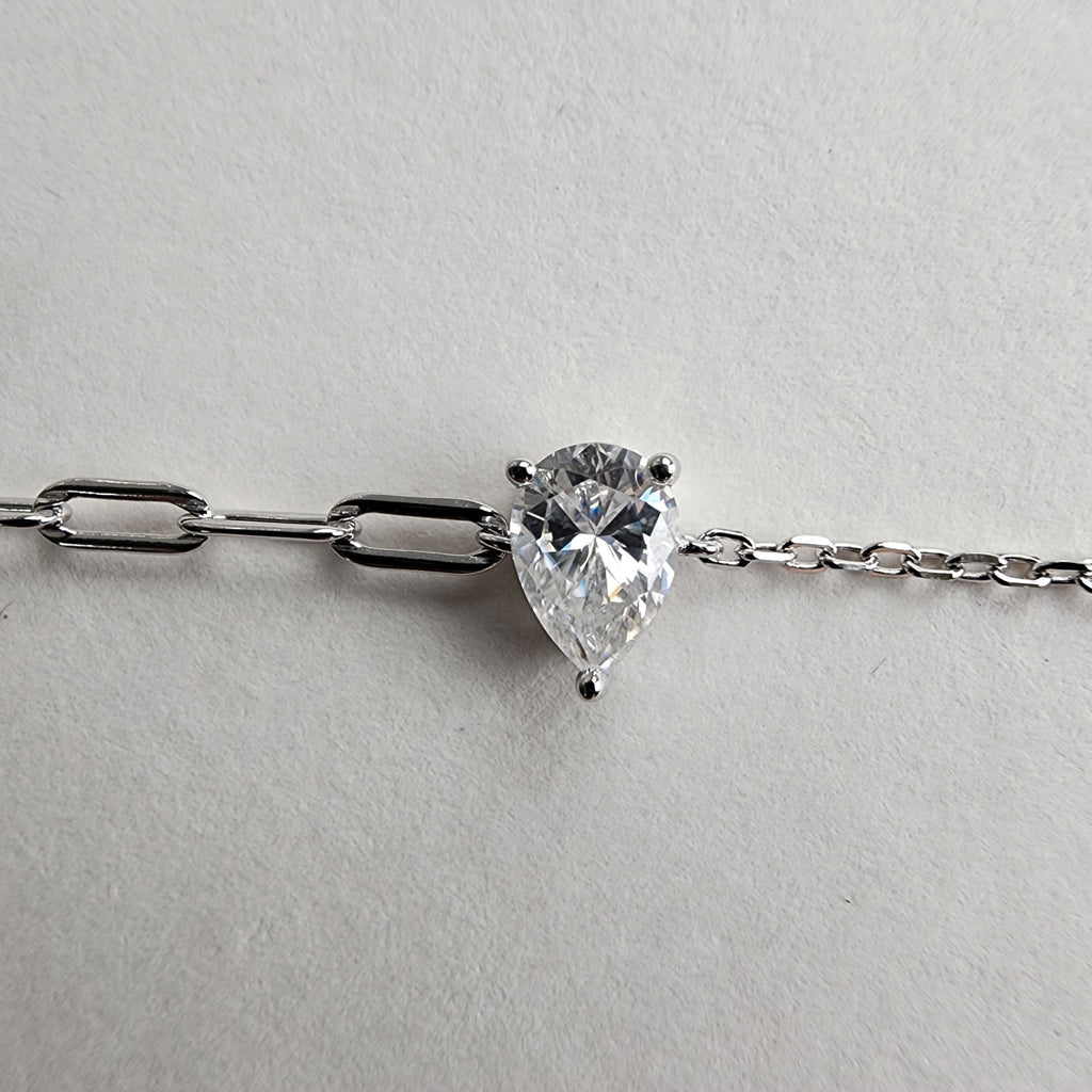 Pear Cut Moissanite Adjustable Bracelet in Sterling Silver 925 VVS1