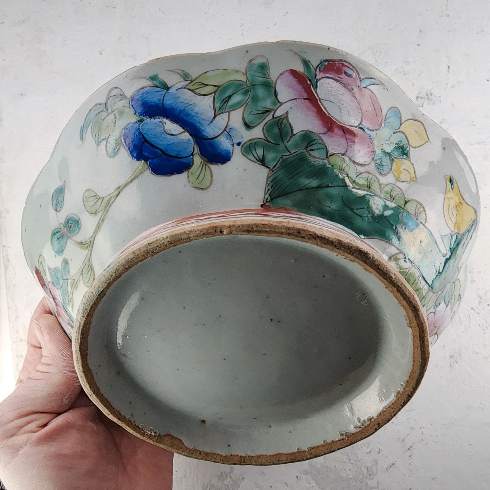 19th C Chinese Famille Rose Scalloped Turquoise 8" Porcelain Bowl Qing Dynasty