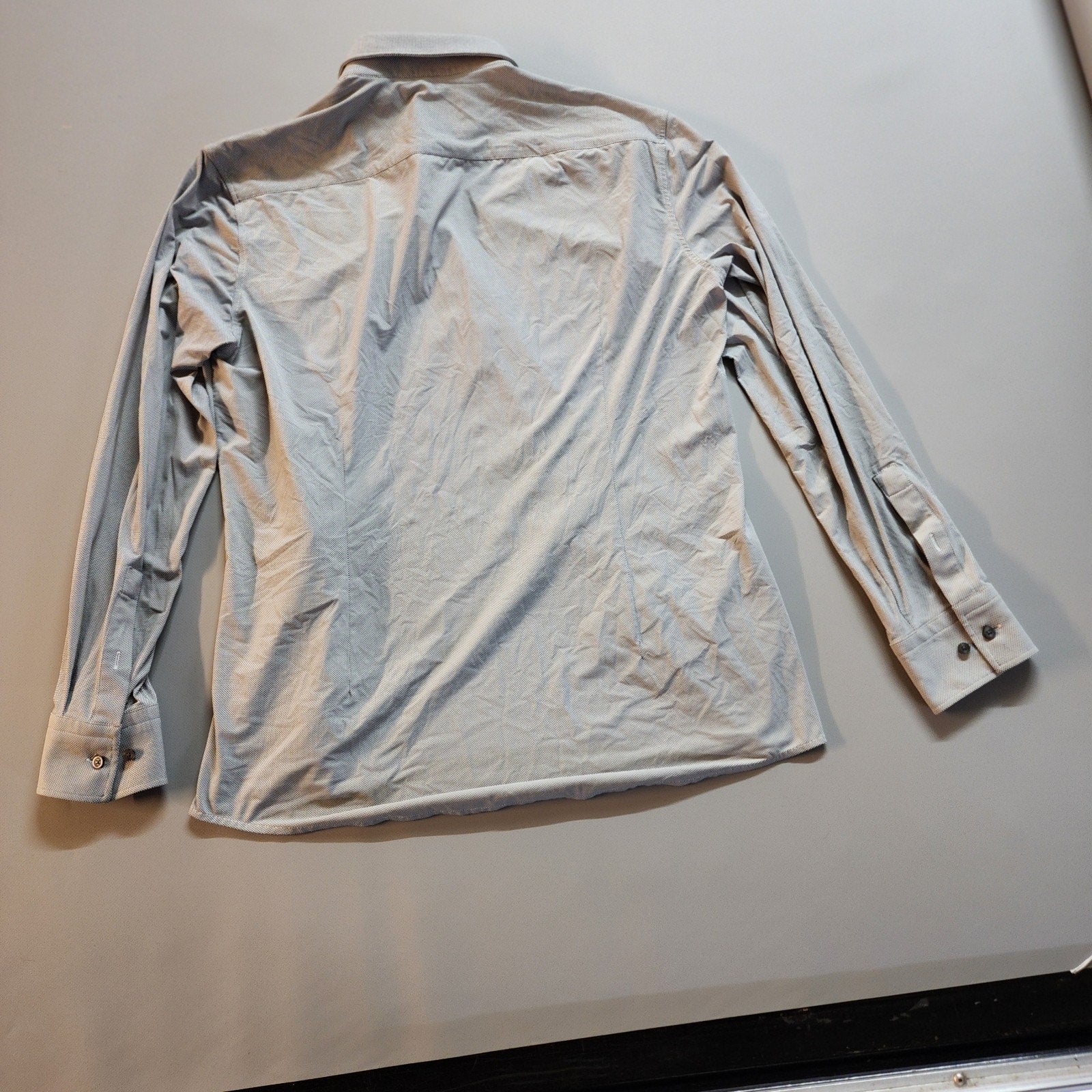 Hugo Boss Mens 16.5/42 Button Down Slim Fit Gray Long Sleeve Outdoor Shirt