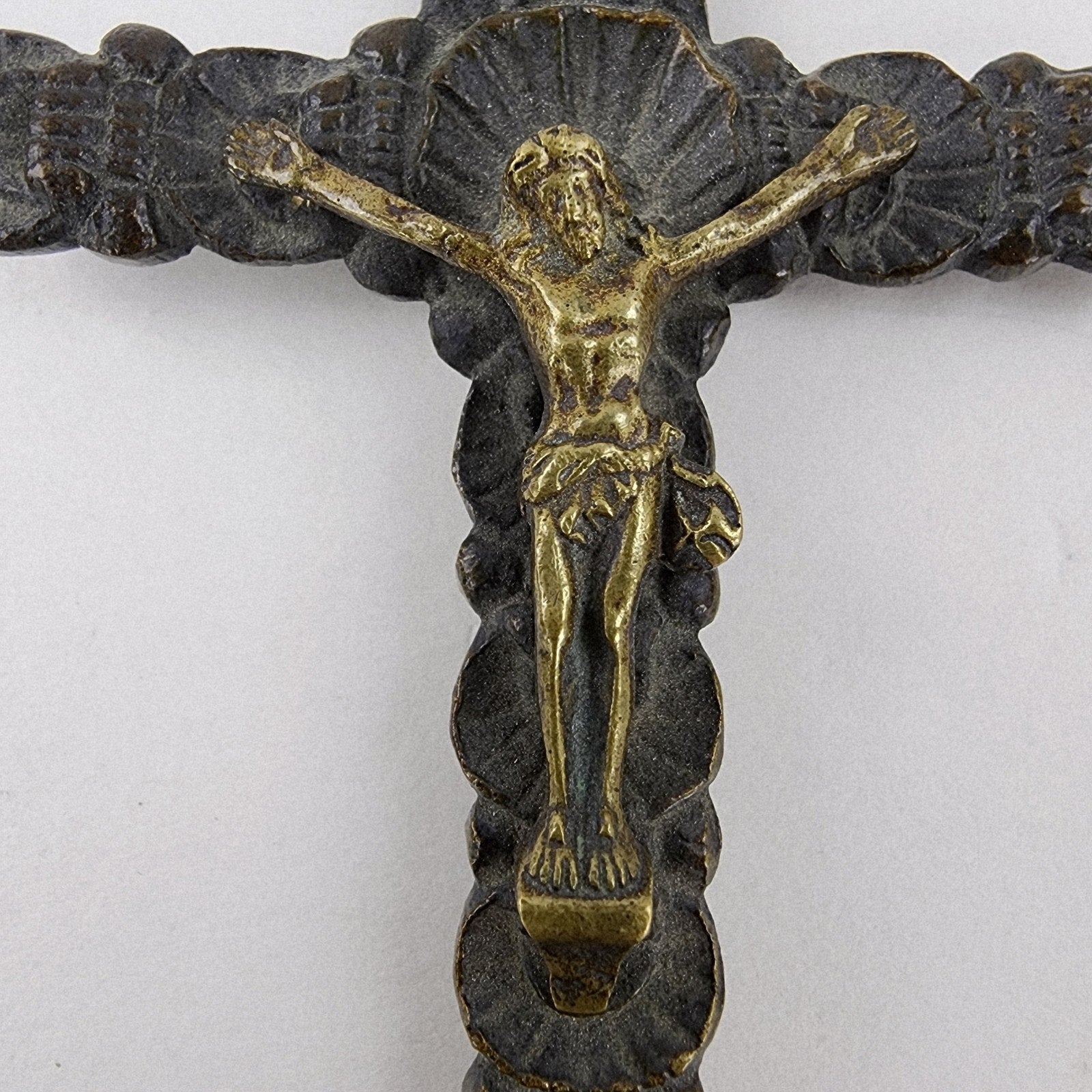 18/19th C Spanish Colonial Bronze Crucifix Antique Brass Cross 5"