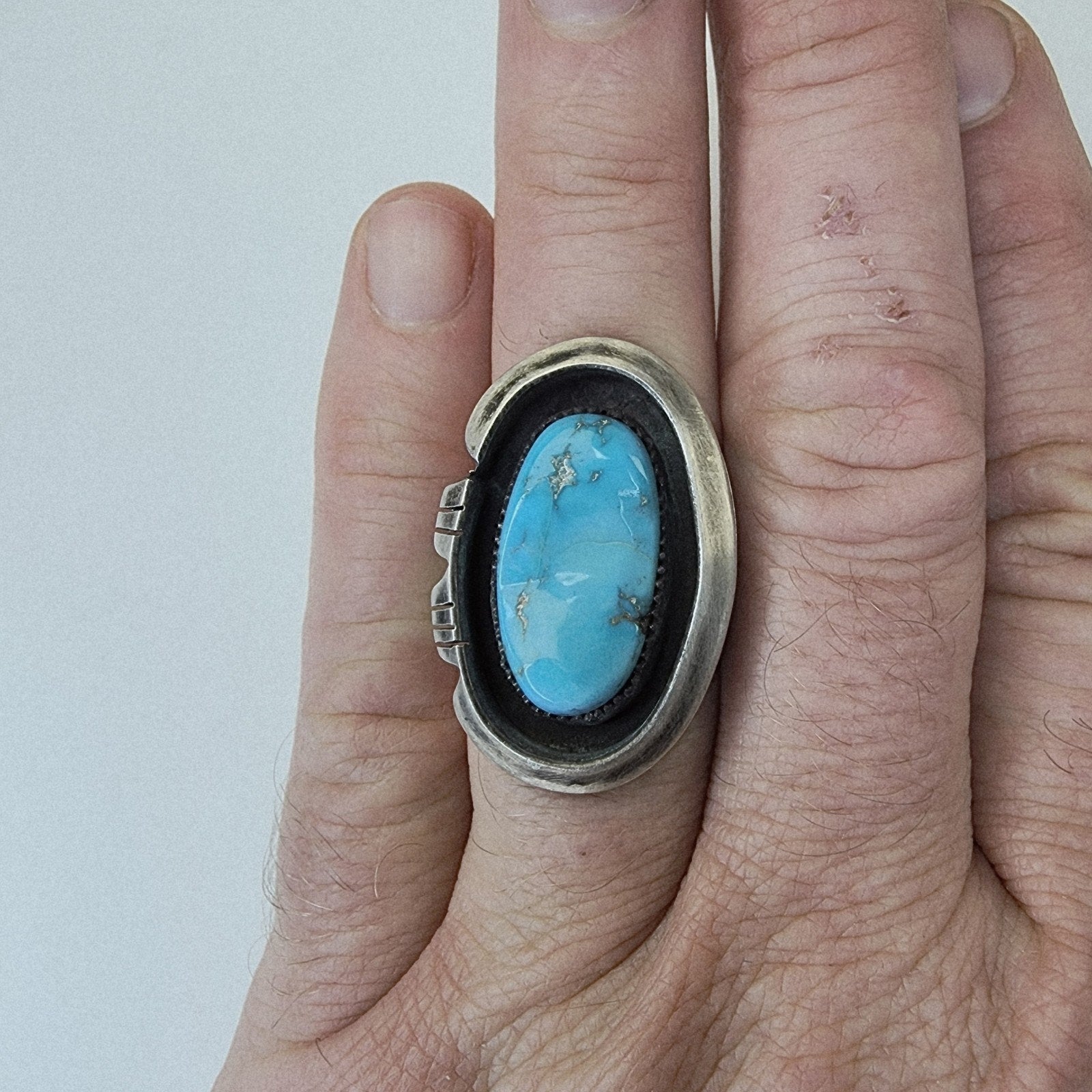 Kingman Turquoise Shadowbox Ring by Ruben Castillo Size 11 Sterling Silver 925