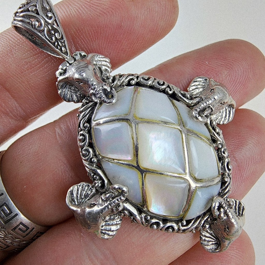 Sarda Mother of Pearl Elephant Designer Pendant Sterling Silver 925 Vintage Bali