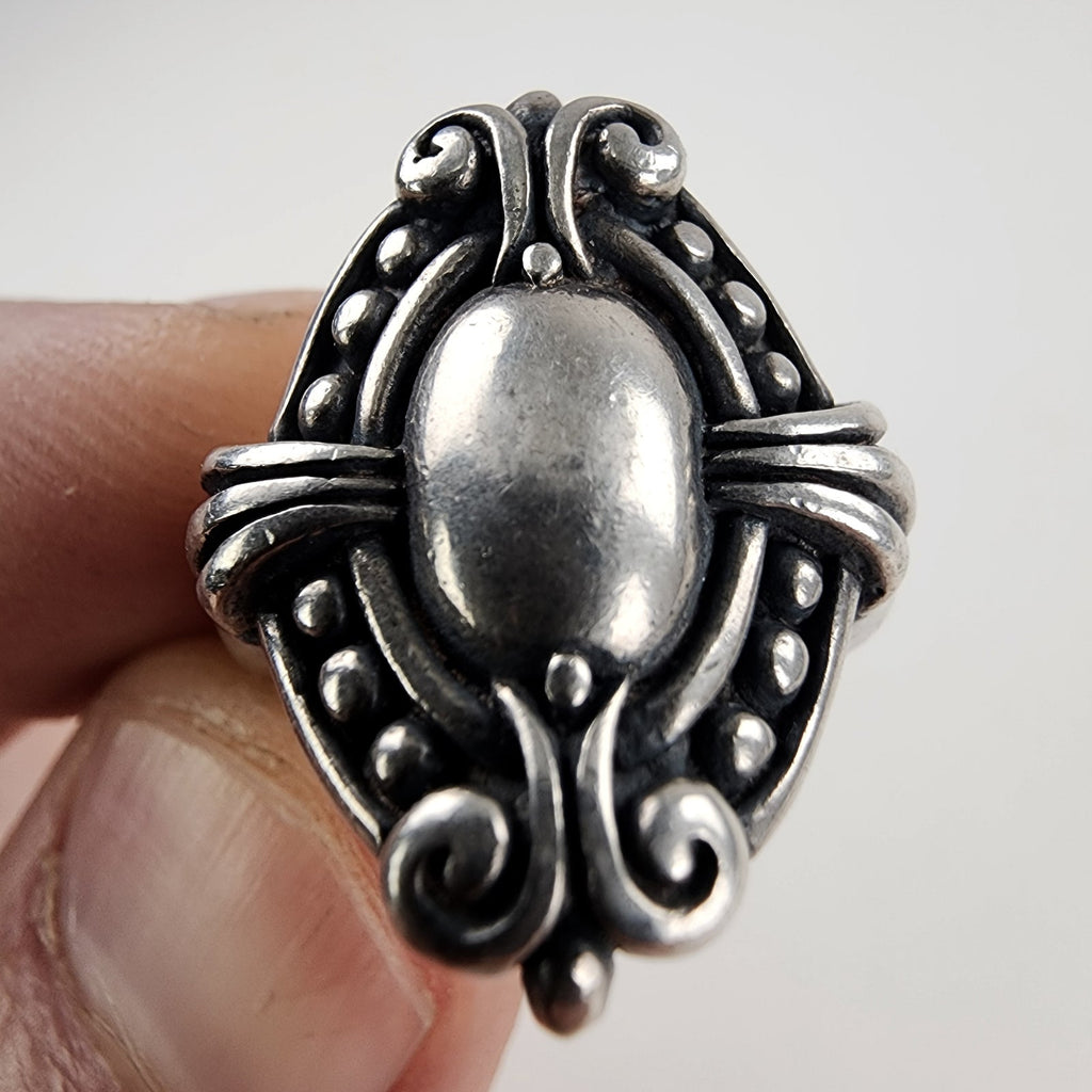 Vintage Brighton Sayan Oval Shield Ring Size 7 in Sterling Silver 925