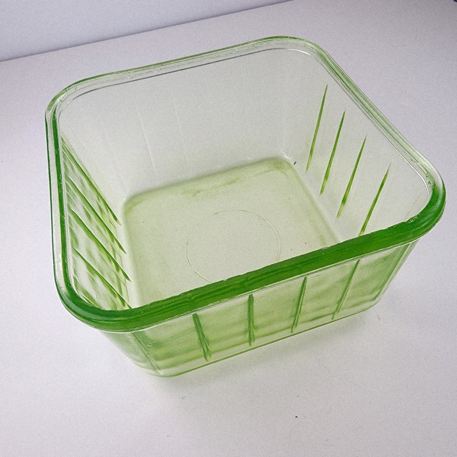 4" Anchor Hocking UV Uranium Ribbed Square Glass Container
