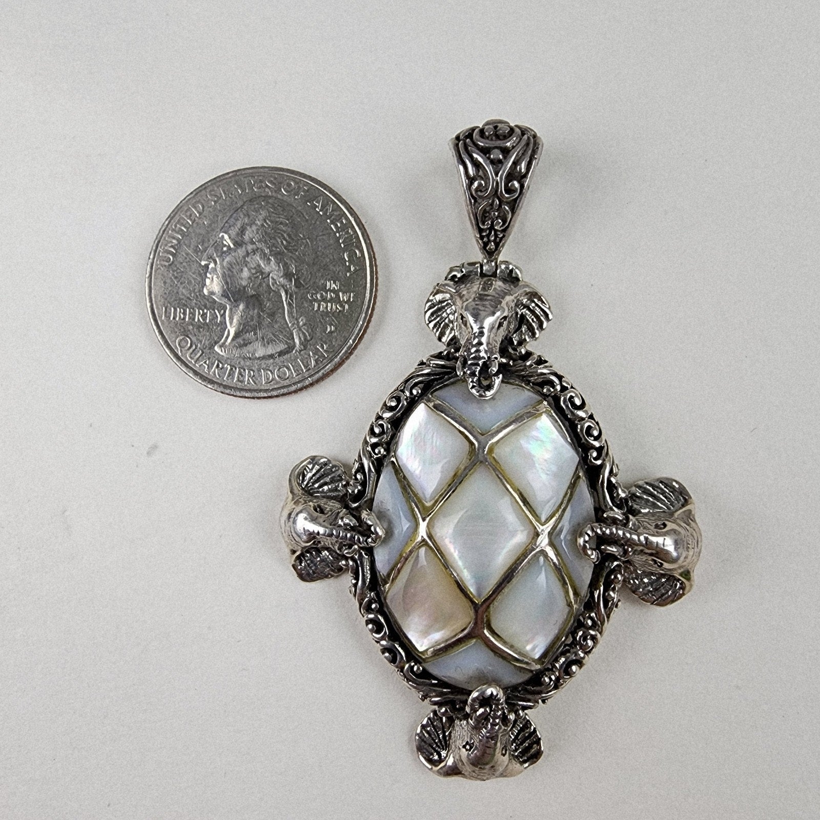 Sarda Mother of Pearl Elephant Designer Pendant Sterling Silver 925 Vintage Bali