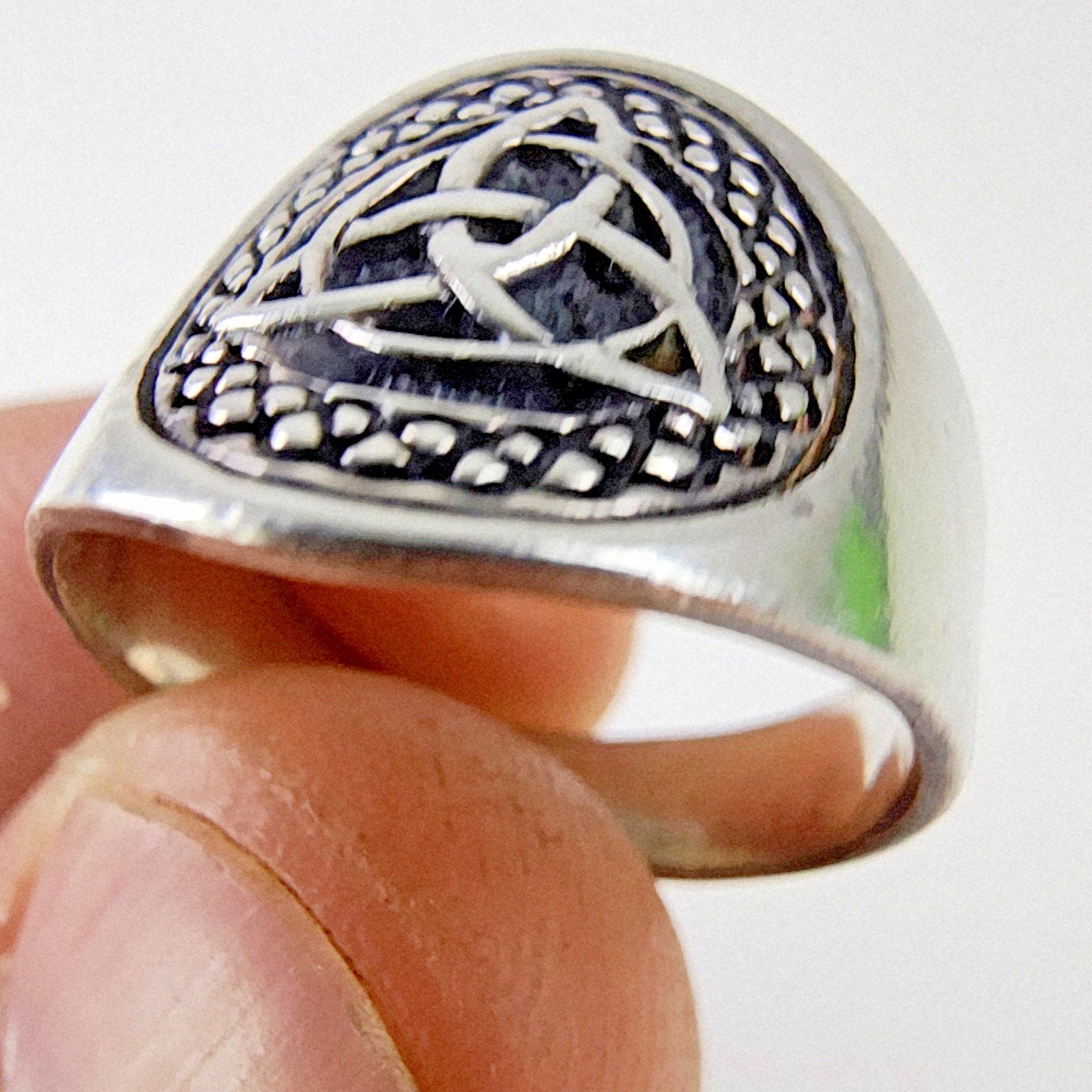Celtic Triquetra Knot Ring Size 9 1/4 Sterling Silver 925 Vintage Band