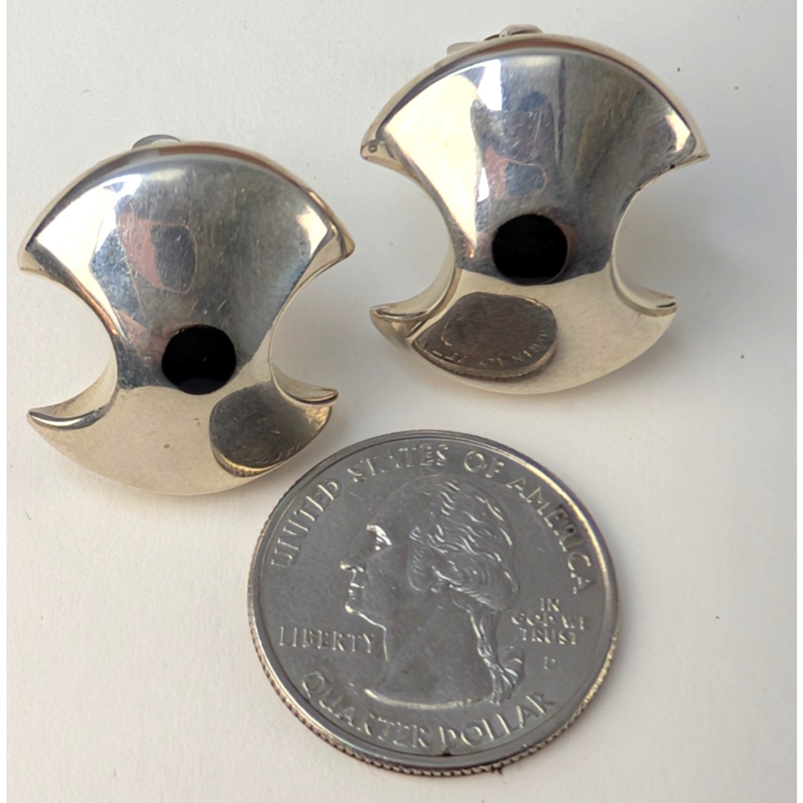 Modernist Scalloped Mexico  Sterling Silver 925 Clip On Earrings 13g