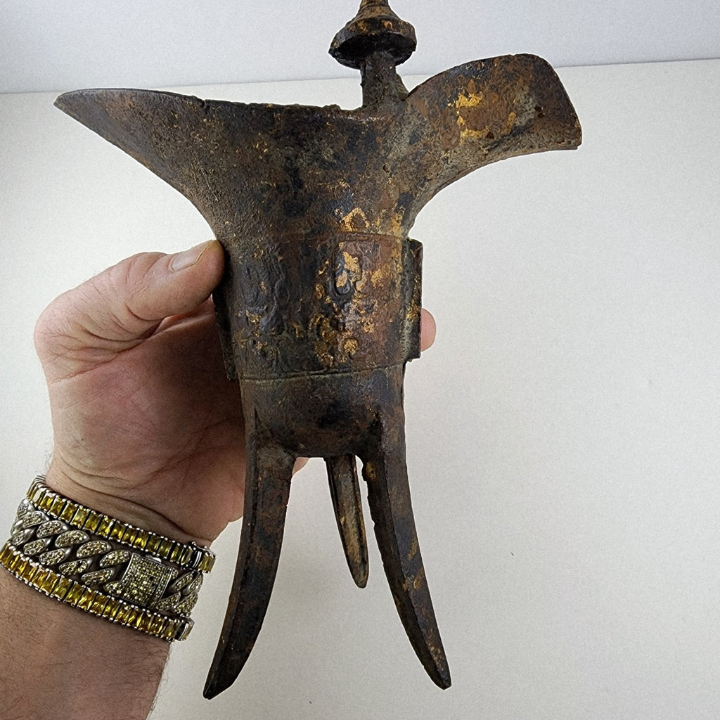 Chinese Bronze Jue Gilt Splashed Archaistic Tripod Wine Vessel Replica