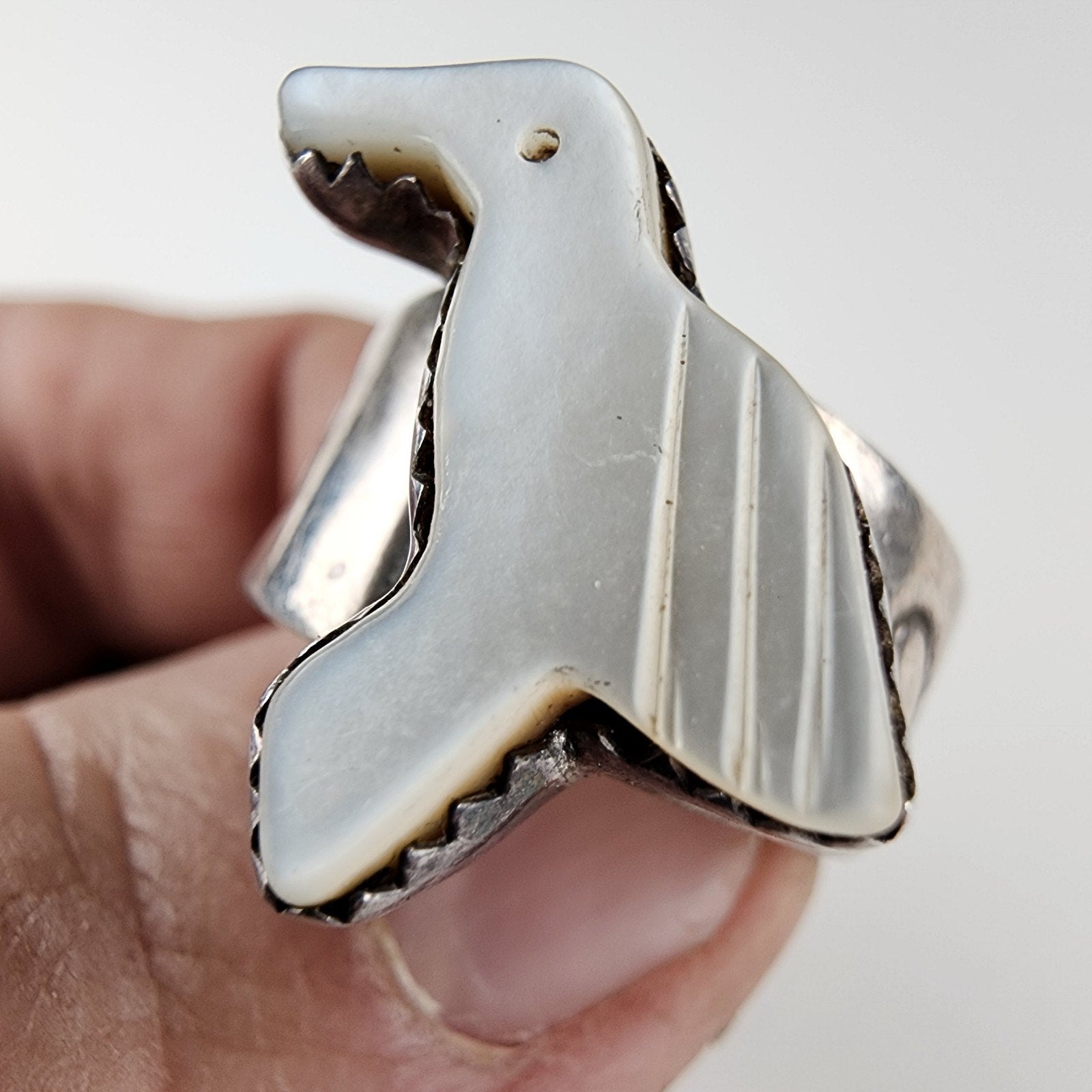 Native Mother of Pearl Bird Fetish Ring Size 9 1/2 Sterling Silver 925 Vintage