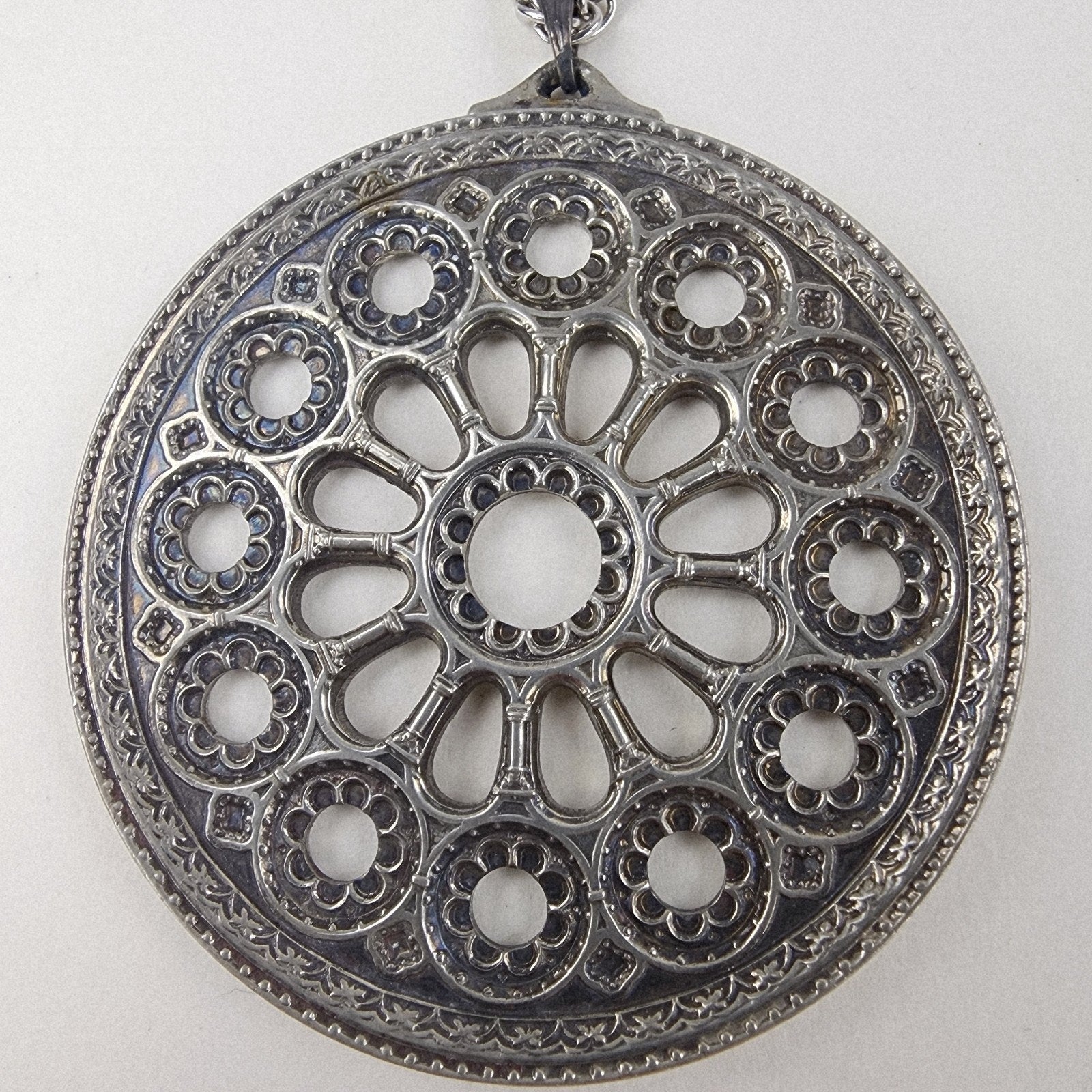 18" Rose Window Pendant Necklace Chartres Cathedral Kirk Pewter 1975