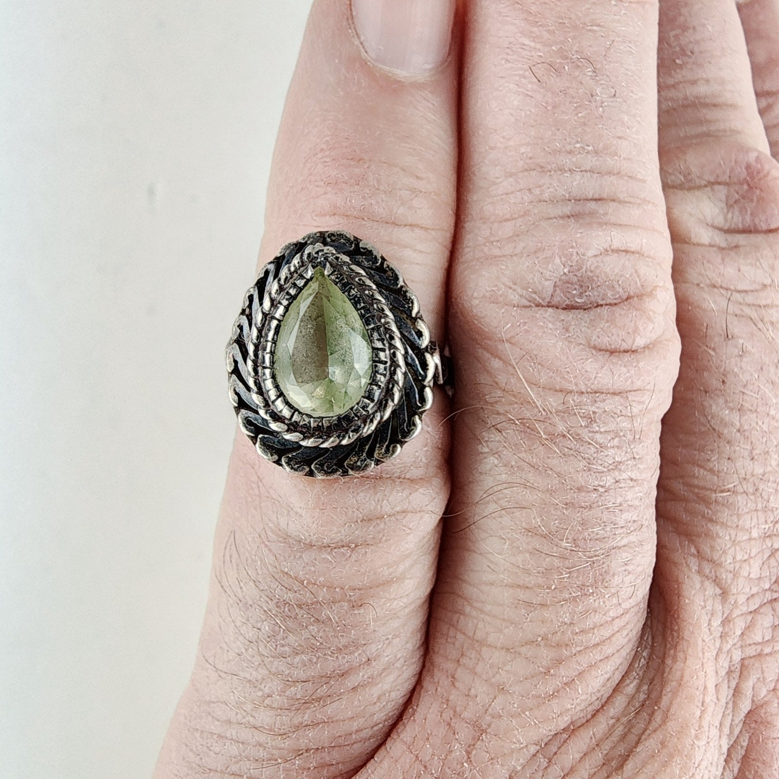 Vintage Peridot Pear Shaped Twisted Wire Ring Size 6 1/2 Sterling Silver 925