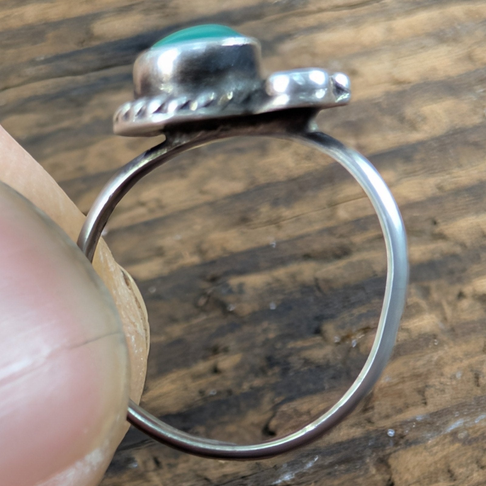 Native MALACHITE Sterling Silver 925 Ring Size 3 3/4