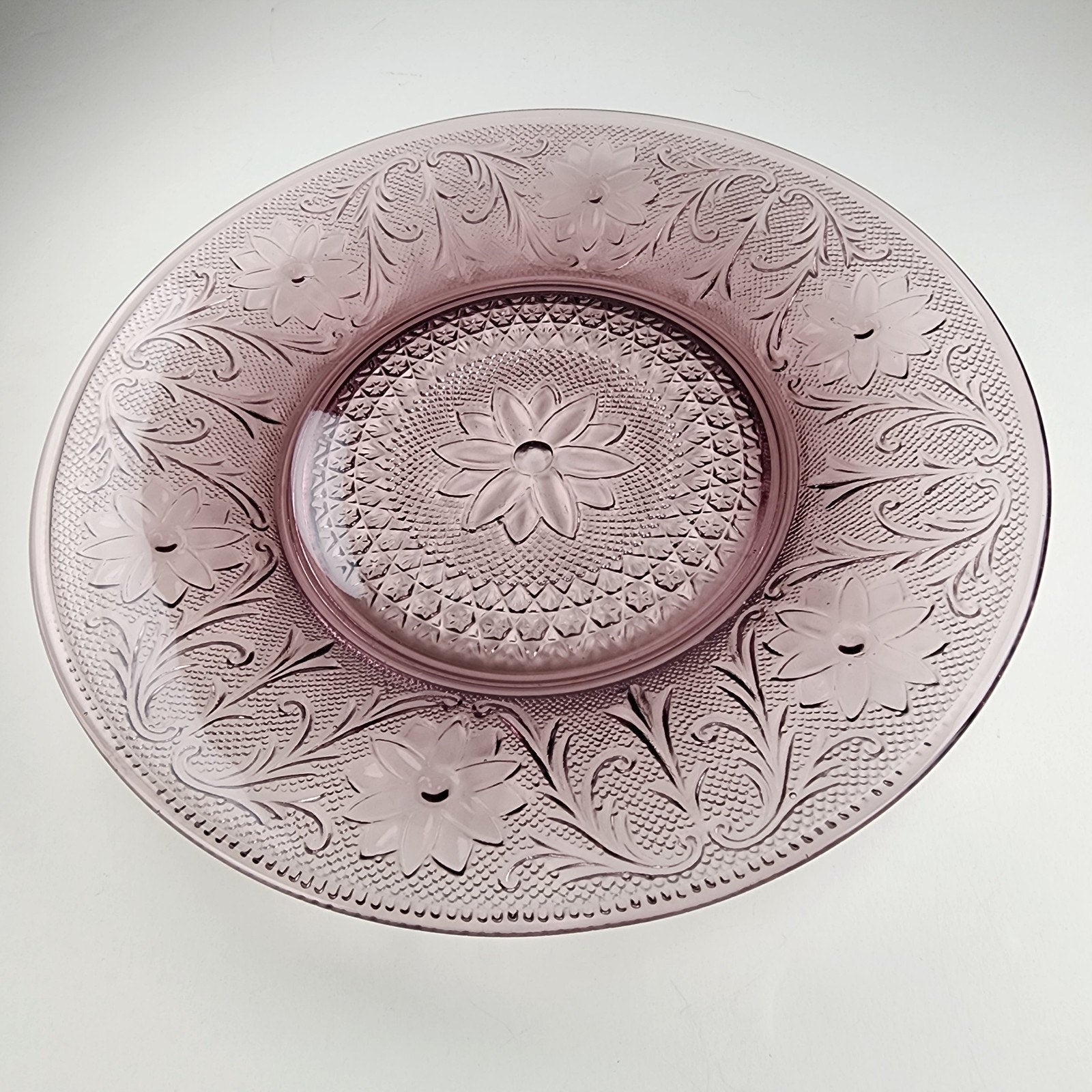 10 1/2" Amethyst Purple Plum Tiara Glass Salad Dessert Plate Set of 2