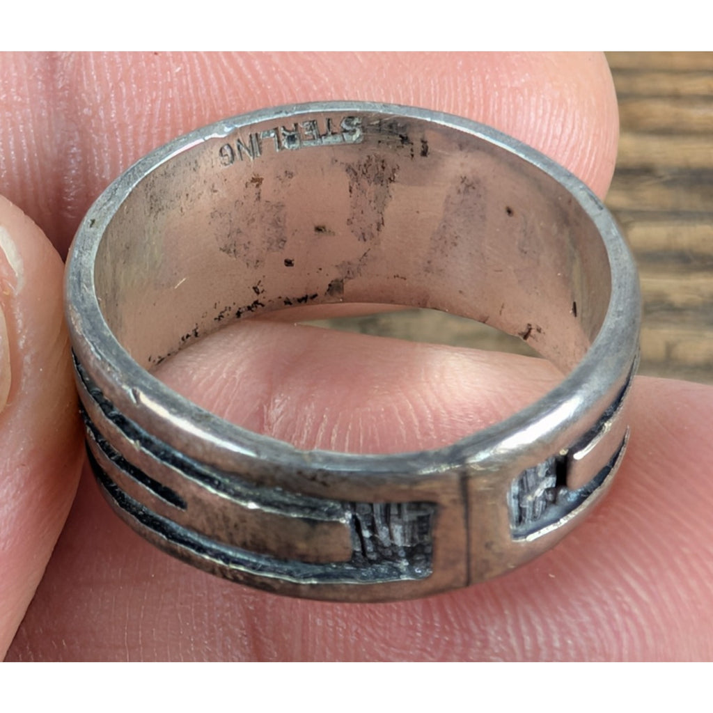 Vintage Hand Carved Tribal Band Sterling Silver 925 Ring Size 7 3/4
