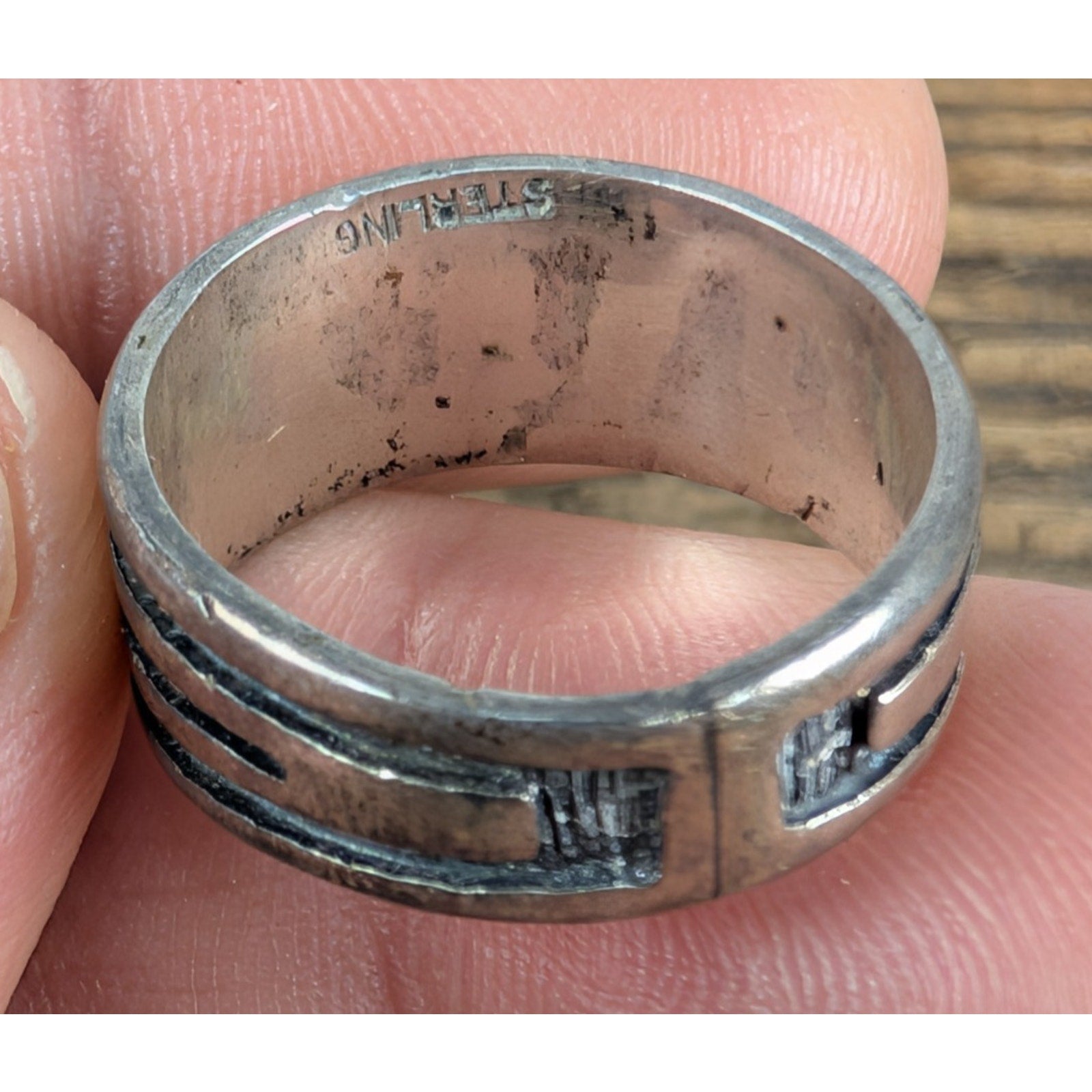 Vintage Hand Carved Tribal Band Sterling Silver 925 Ring Size 7 3/4