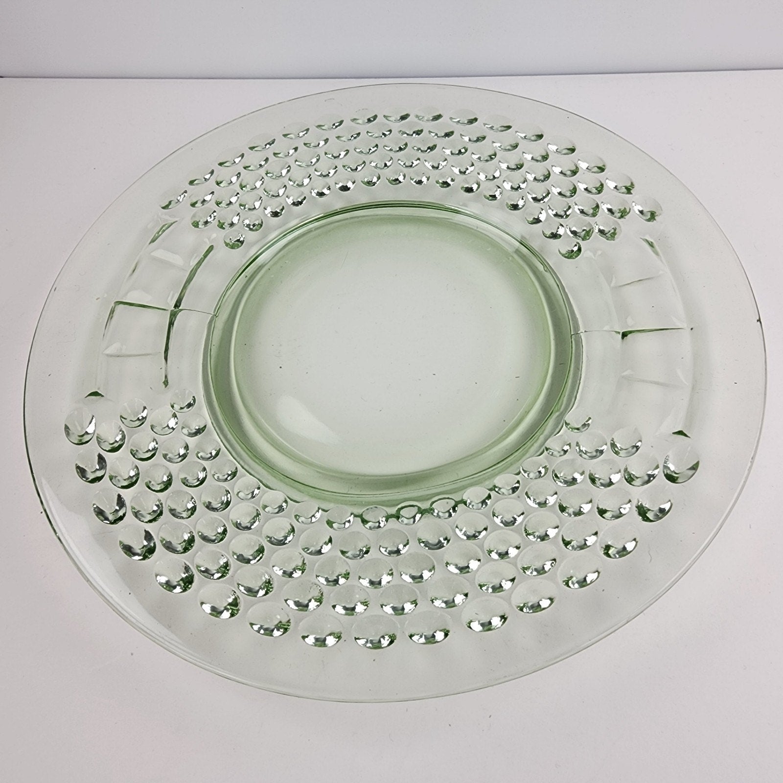8" UV Uranium Green Glow Glass Plate by American Pioneer Set of 4