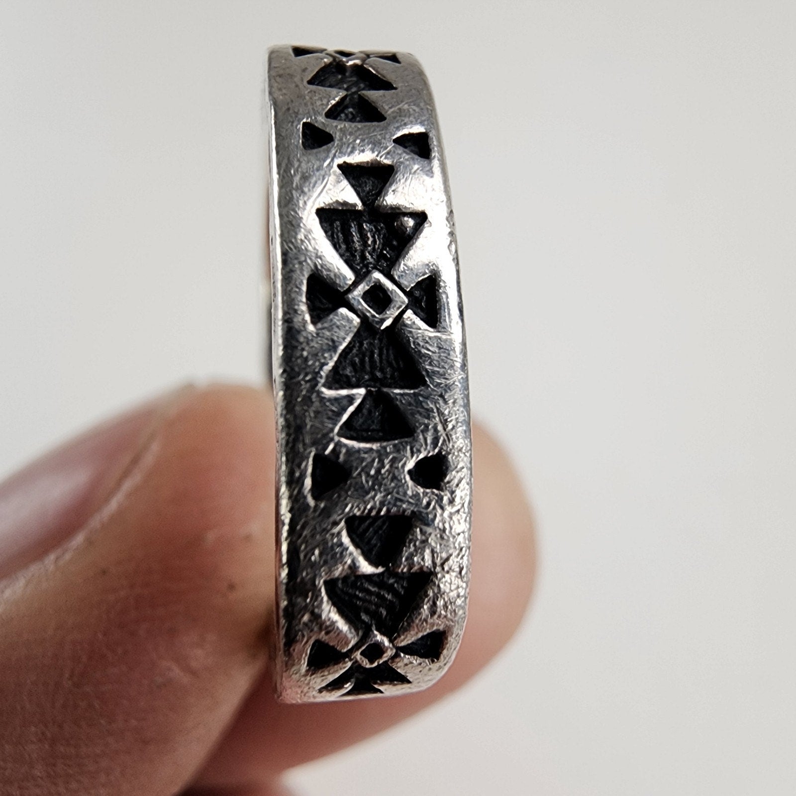 Clocks and Colors Retired Square Patterned Ring Size 7 1/2 Sterling Silver 925