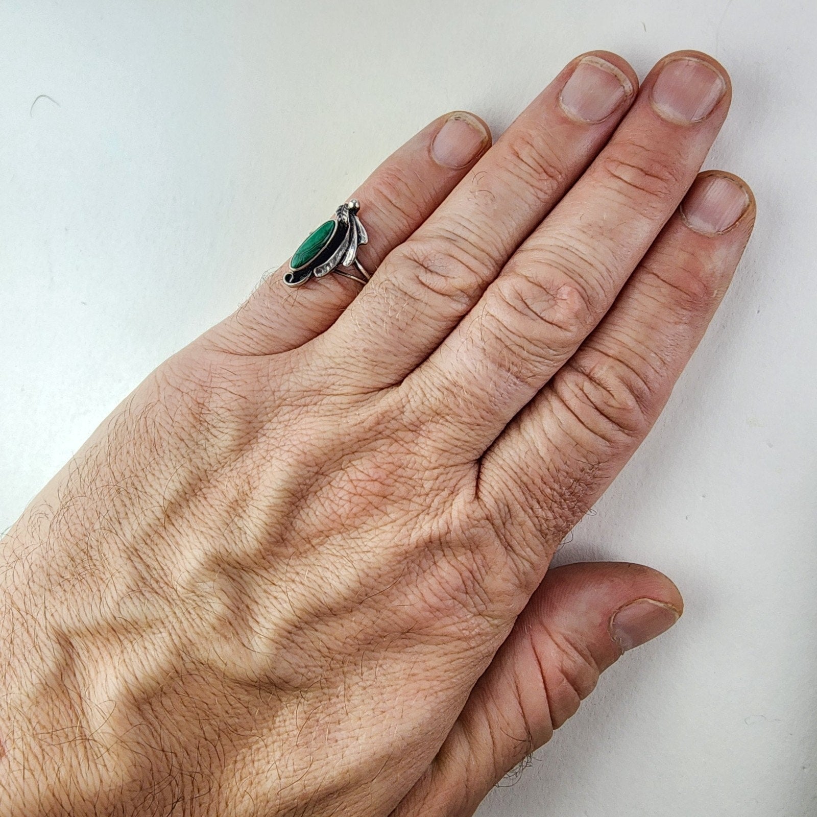Malachite Cabochon Native Ring Size 7 Sterling Silver 925 Vintage