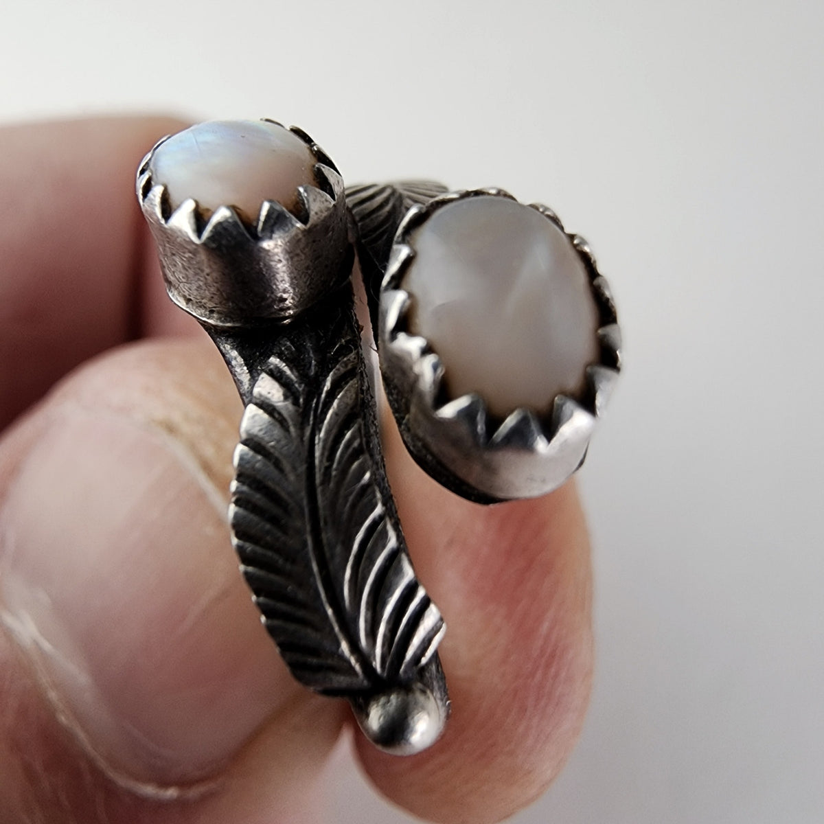 Running Bear Mother of Pearl Bypass Native Ring Size 4 1/2 Sterling Silver 925