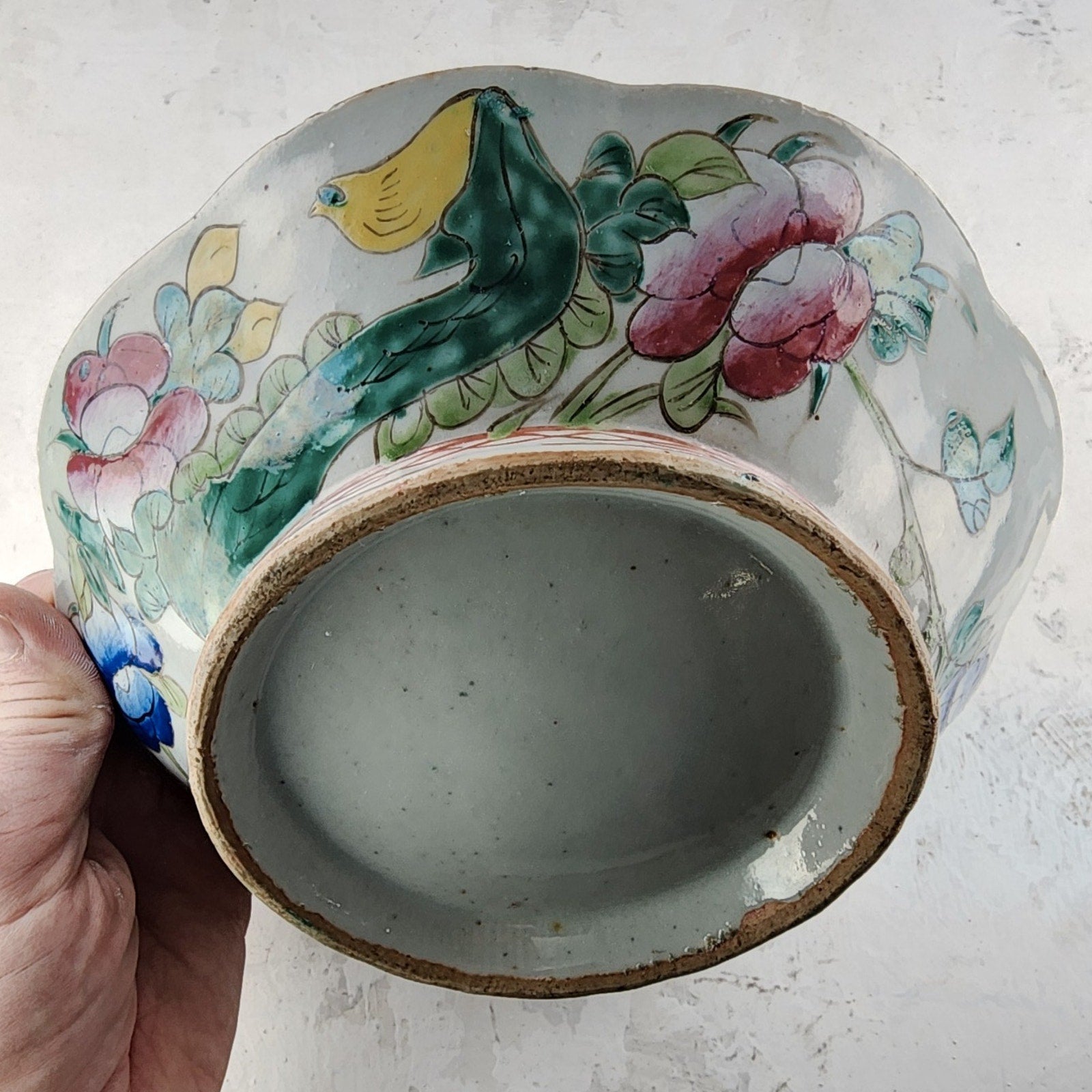 19th C Chinese Famille Rose Scalloped Turquoise 8" Porcelain Bowl Qing Dynasty