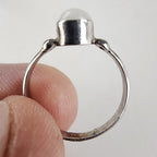White Cats Eye Cabochon Vintage Ring Size 6 3/4 in Sterling Silver 925