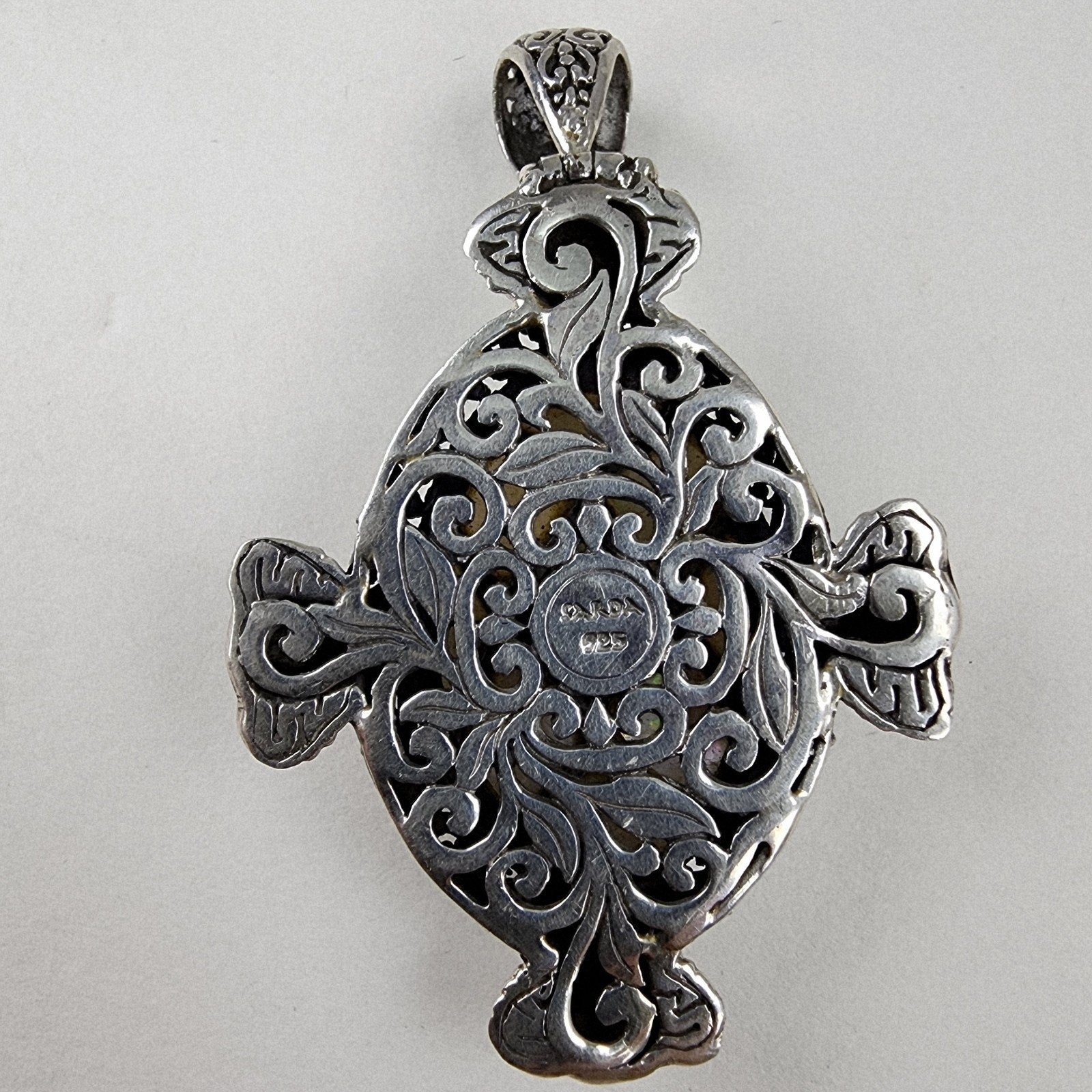 Sarda Mother of Pearl Elephant Designer Pendant Sterling Silver 925 Vintage Bali