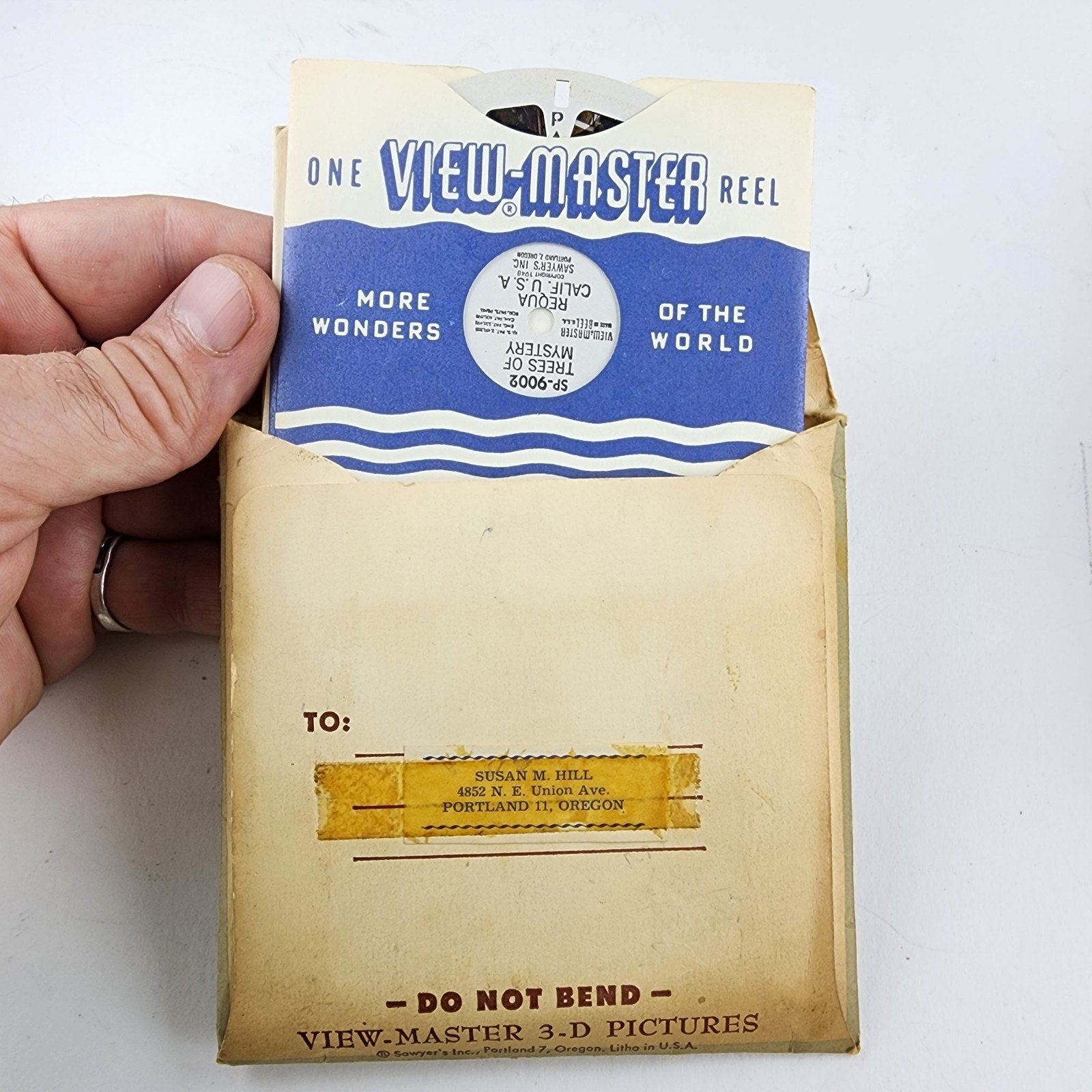 Vintage View Master Stereoscope Bakelite MCM Picture Viewer with Reels