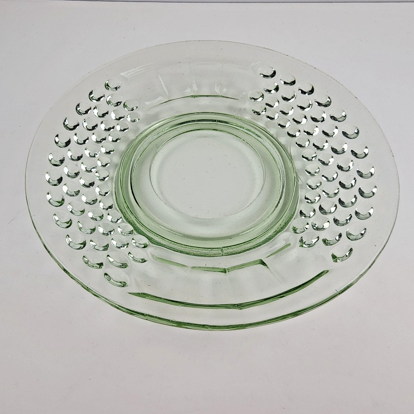 6" UV Uranium Green Glow Glass Plate by American Pioneer Set of 2