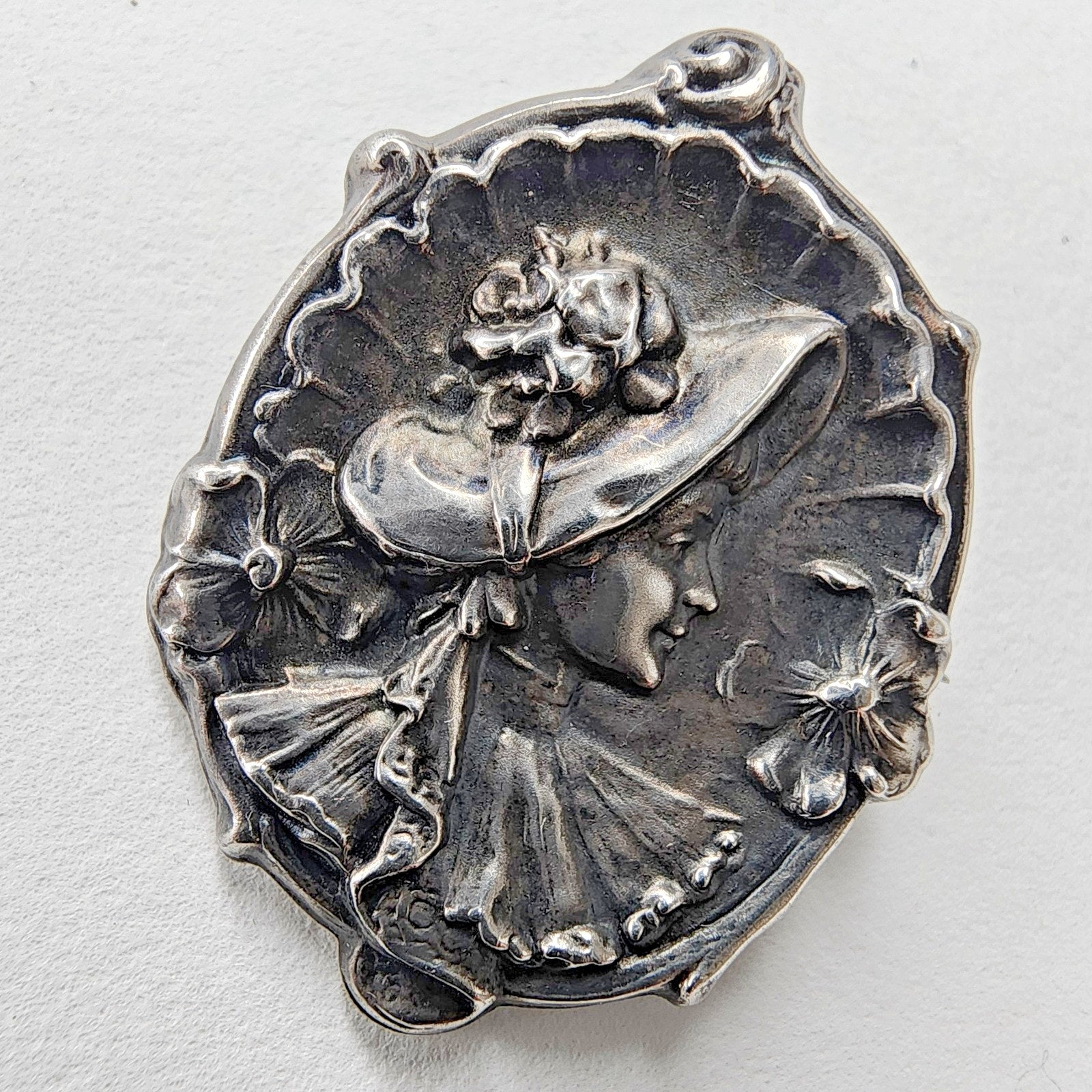 Victorian Sterling Silver 925 Cameo Brooch Pin Repousse