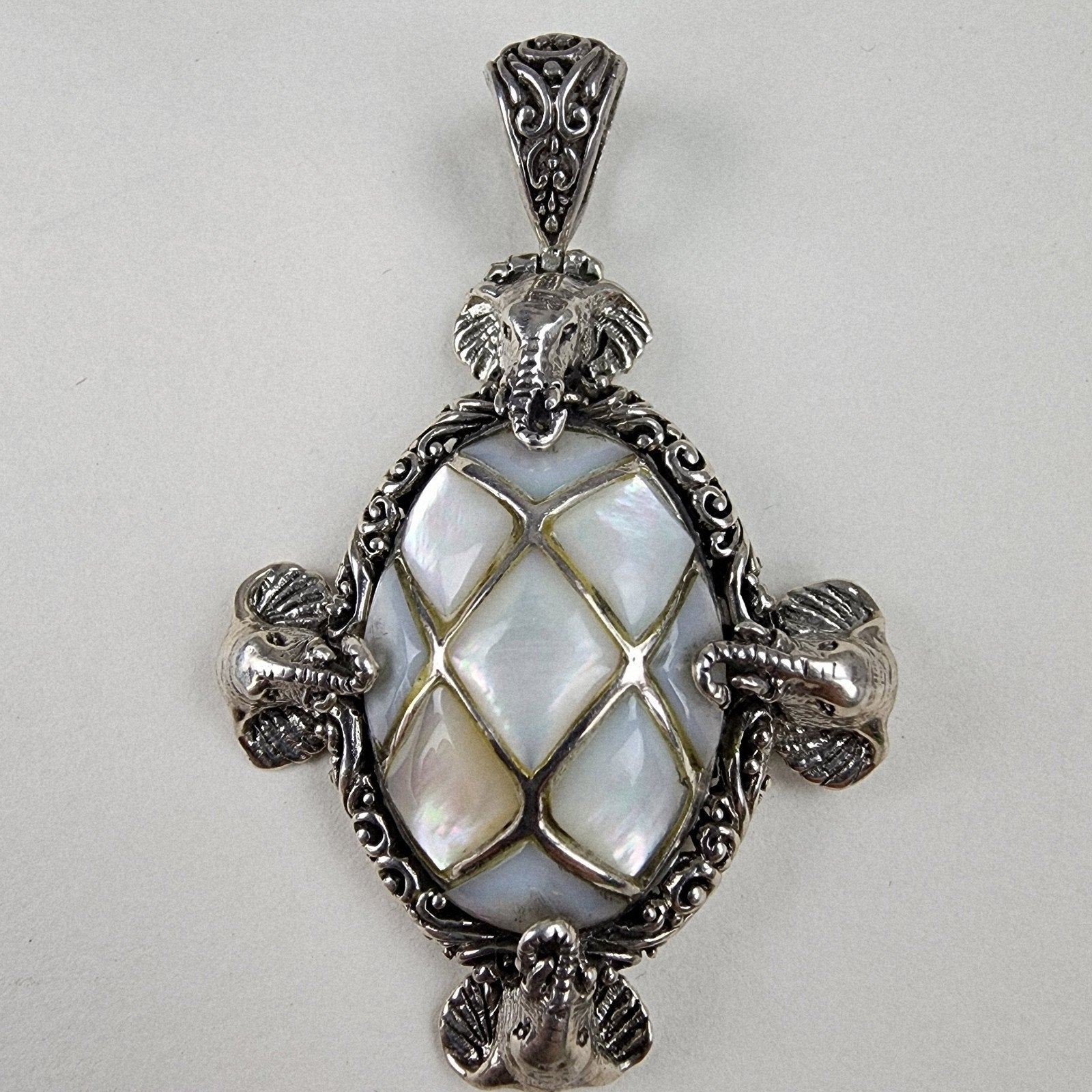 Sarda Mother of Pearl Elephant Designer Pendant Sterling Silver 925 Vintage Bali