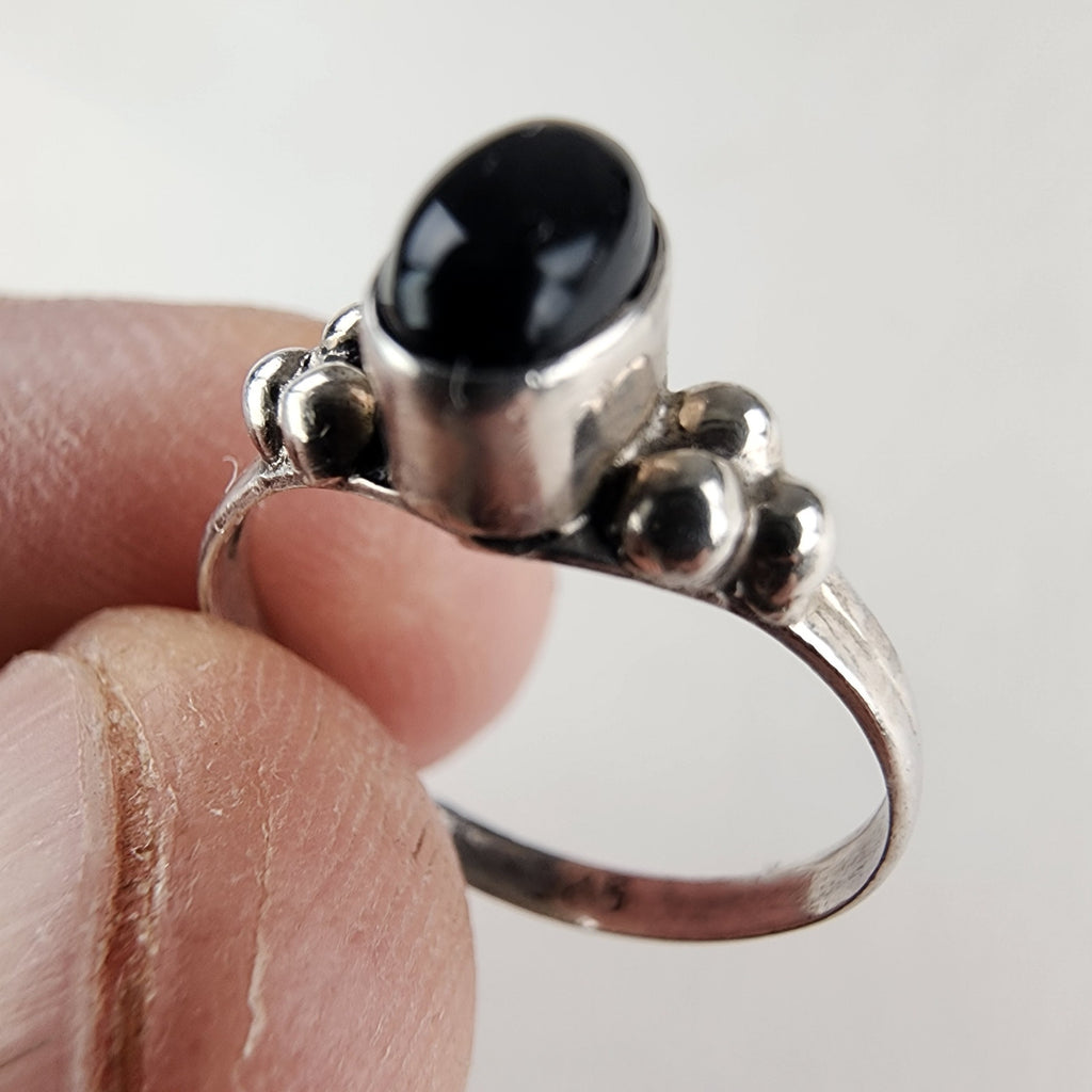 Vintage Black Onyx Beaded Ring Size 6 1/4 in Sterling Silver 925