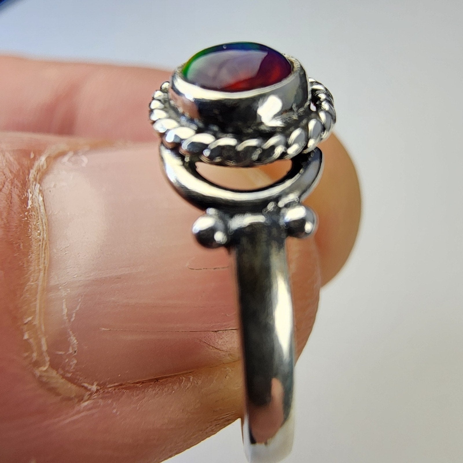 Sterling Silver 925 Balloon Opal Southwestern Ring Size 7 New