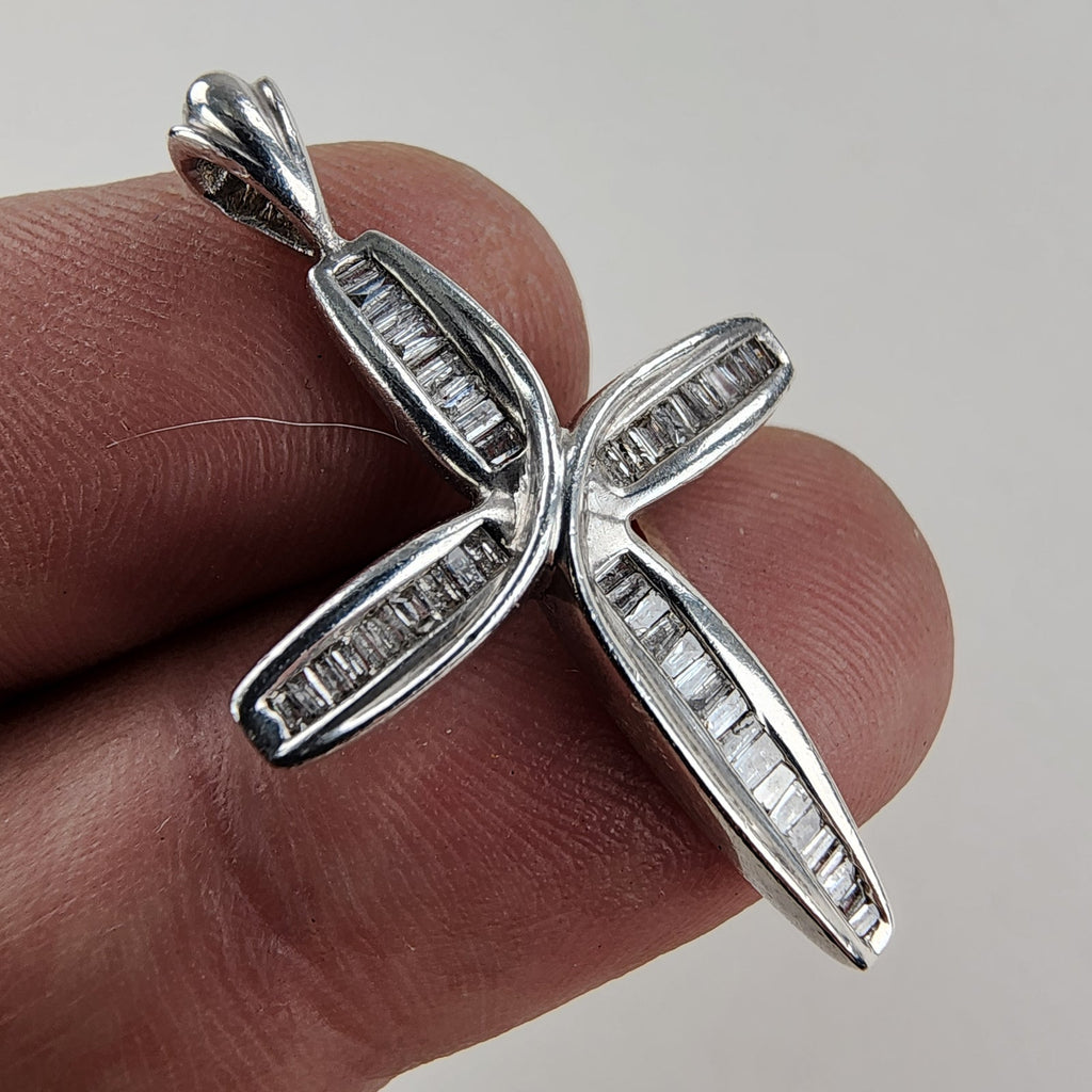 1/3ct Natural Baguette Cut Diamond Cross in Sterling Silver 925 Pendant