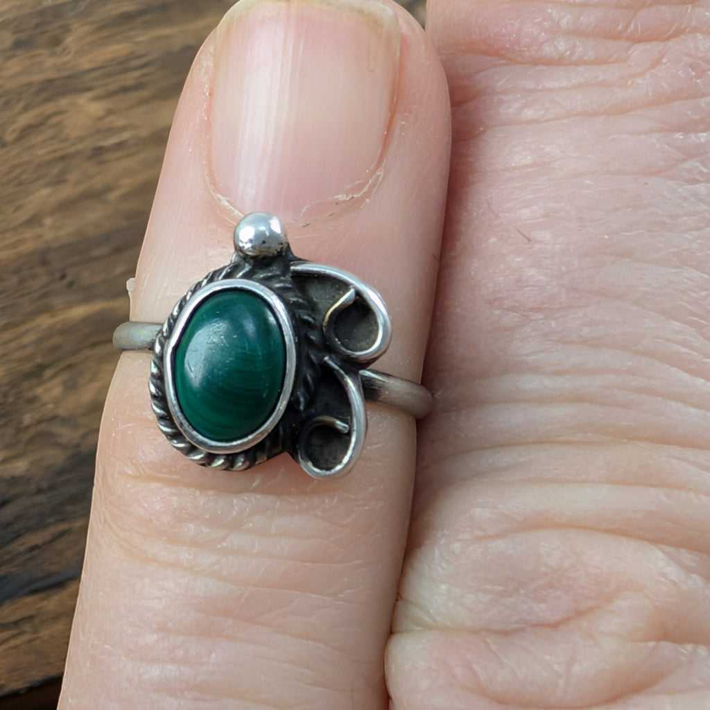Native MALACHITE Sterling Silver 925 Ring Size 3 3/4