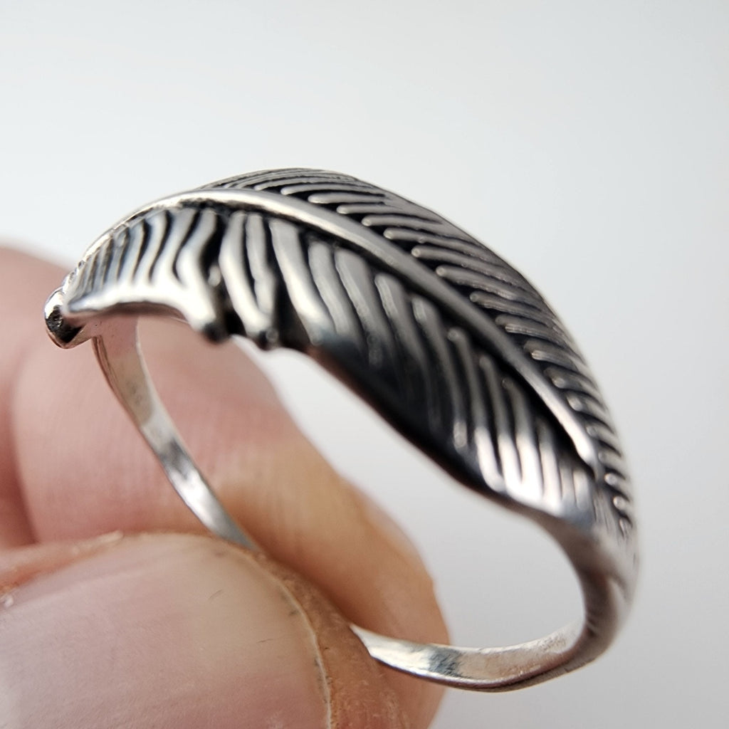 Feather Band Ring Size 7 3/4 Sterling Silver 925 Vintage