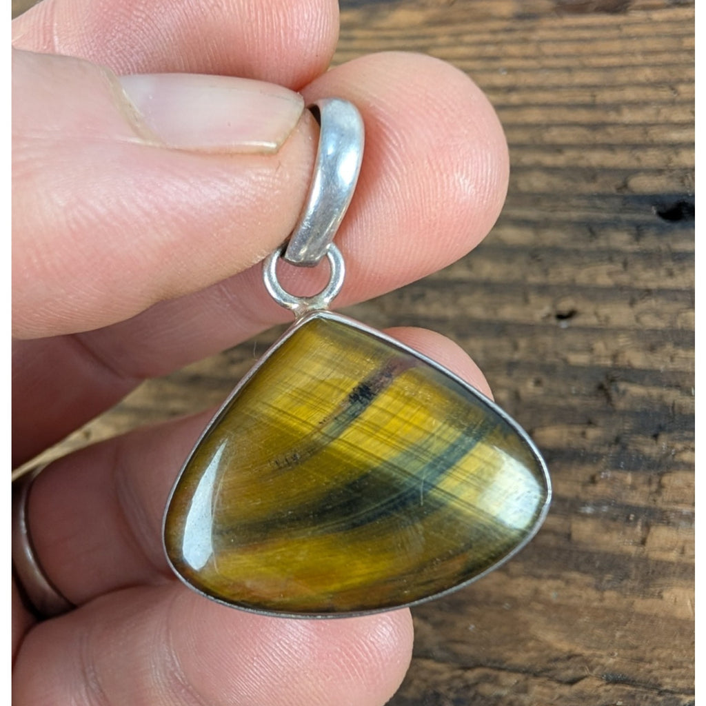 Vintage Tigers Eye Sterling Silver 925 Triangular Pendant
